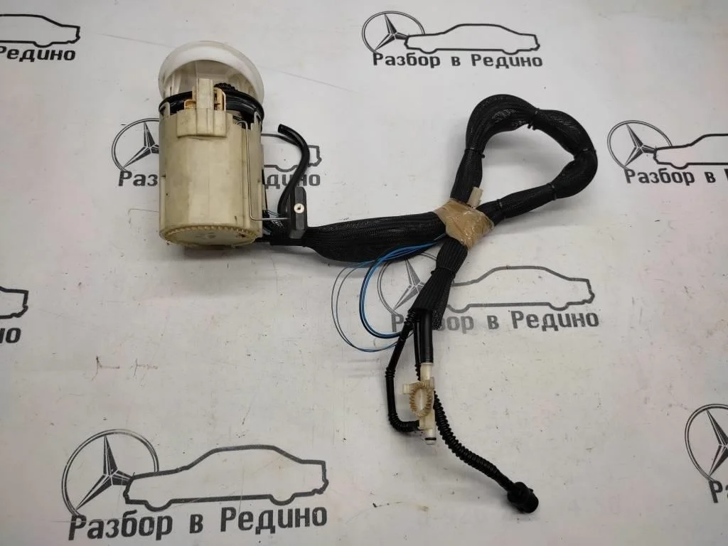 Насос топливный Mercedes-Benz