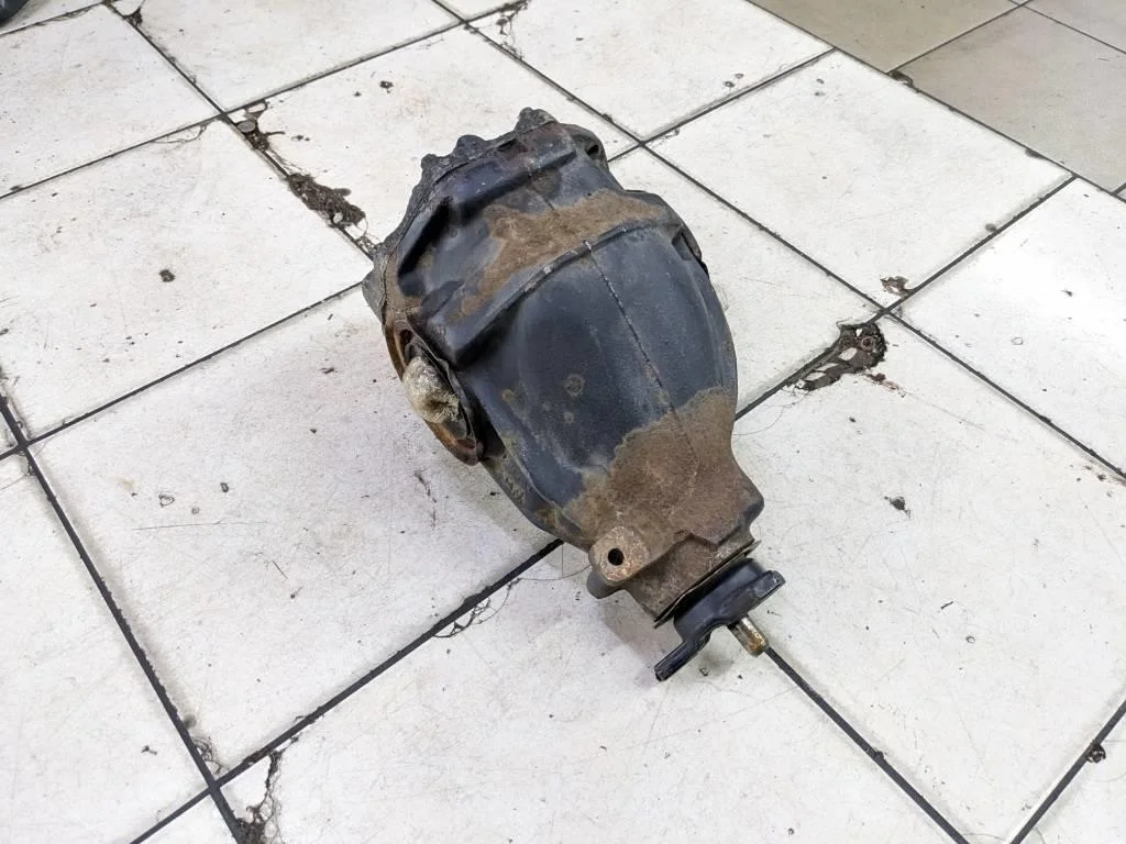 Редуктор задний Mercedes-Benz