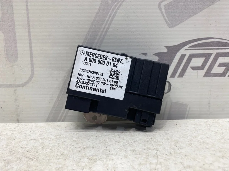 Блок управления топливным насосом Mercedes-benz 2013 W212