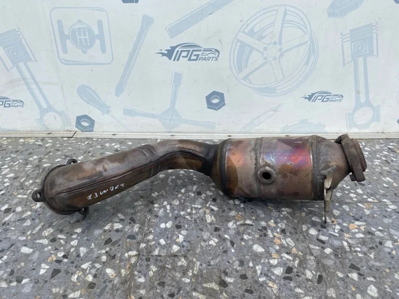 Катализатор Mercedes-benz 2012 C204