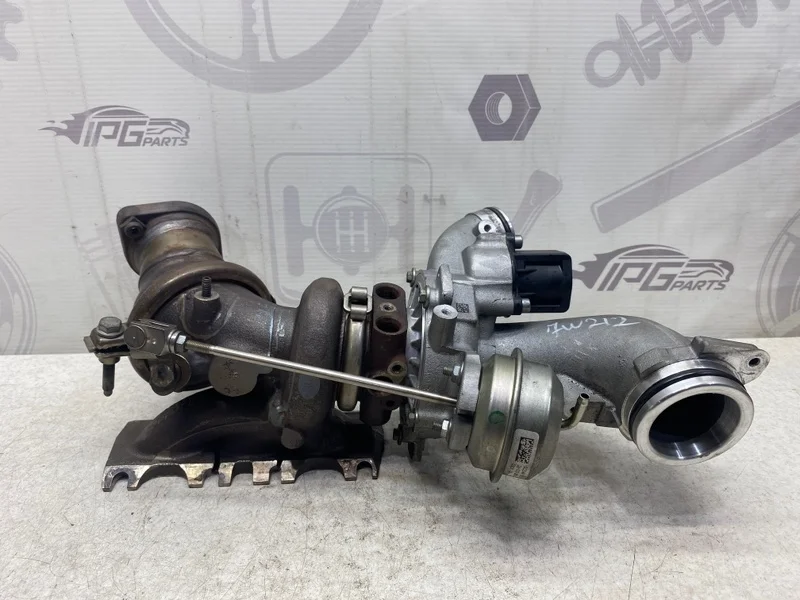 Турбина левая Mercedes-benz 2014 W212