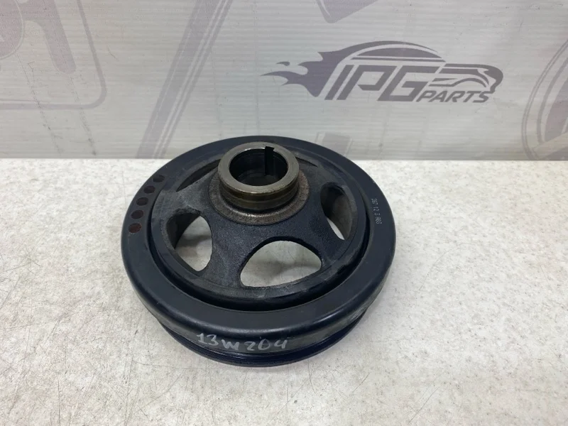 Шкив коленвала Mercedes-benz 2012 C204