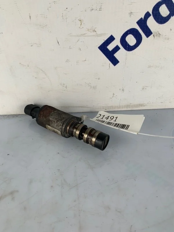 Клапан vvt-i Opel Astra 2010 55567050 H 1.6 (Z16XER)