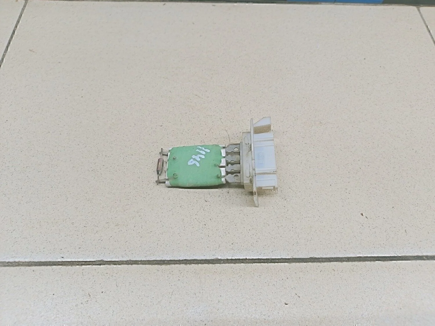 Резистор отопителя Duster 2012>