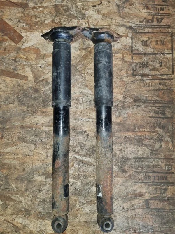 Комплект стоек Volvo XC70 2008 BZ