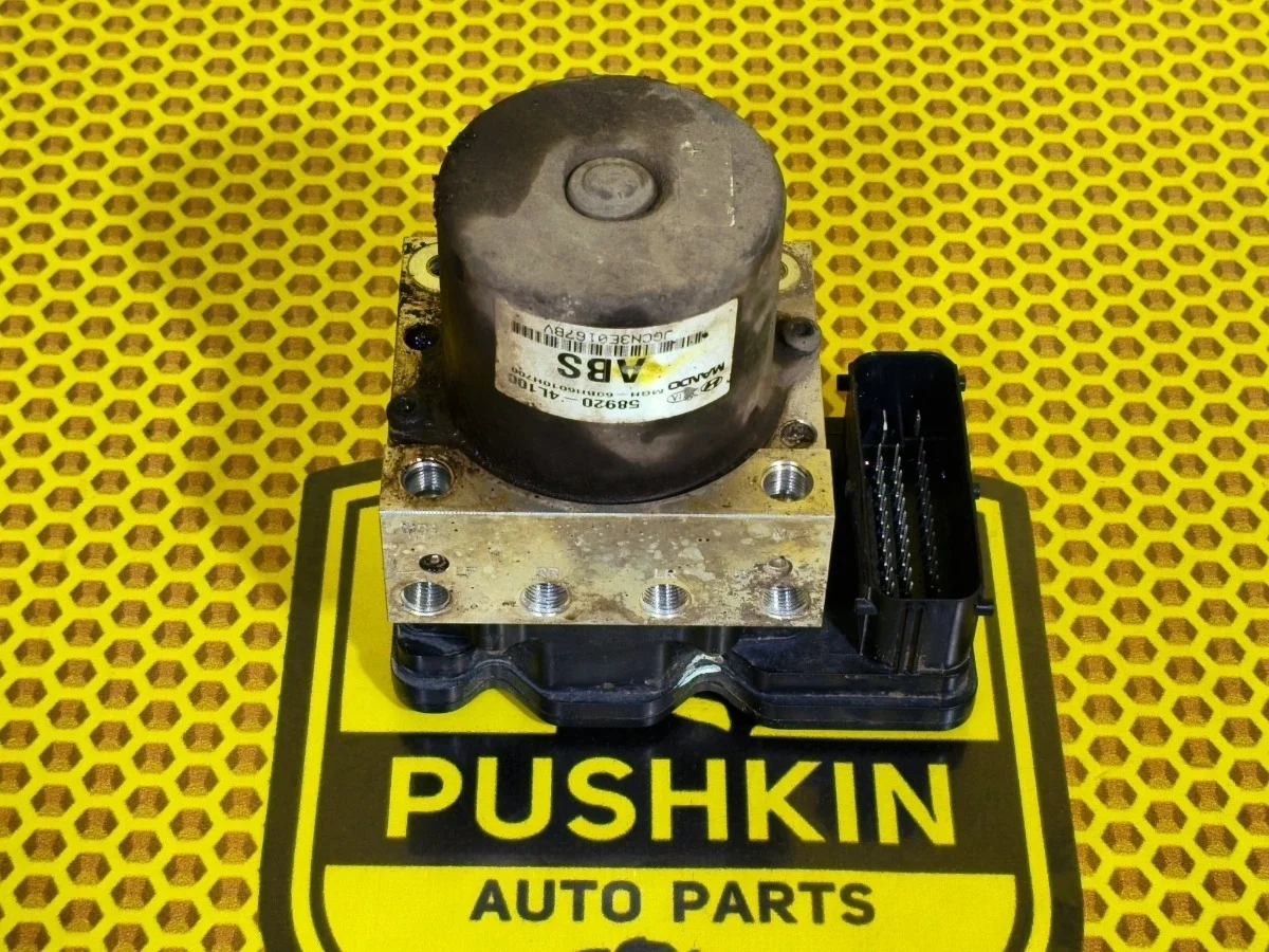 Блок АБС KIA Rio 2015 589204L100 QB G4FC