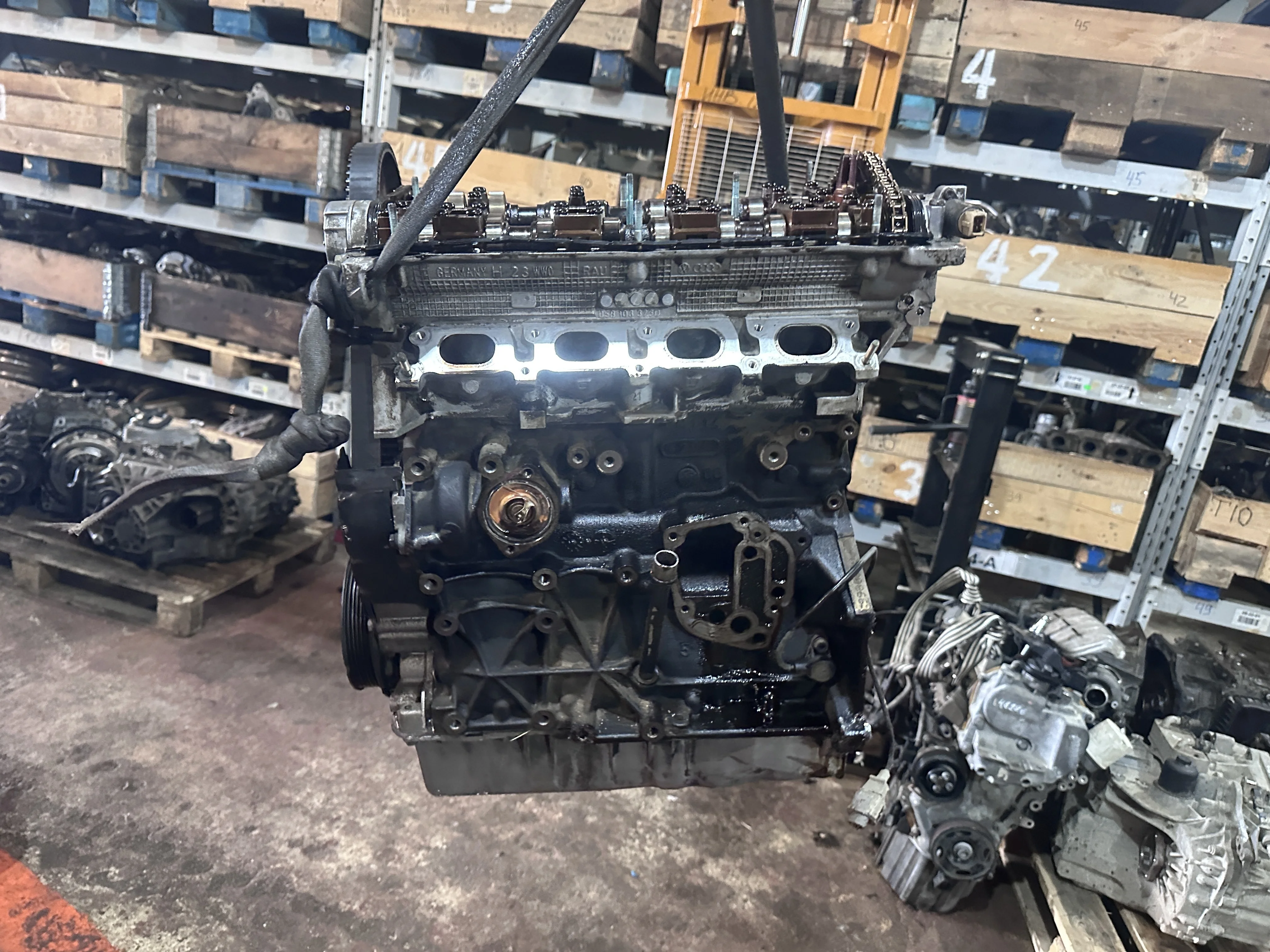 Двигатель AWM  AJH,AMB,APX,aug,AUQ,AVJ,awc,AWM,aw