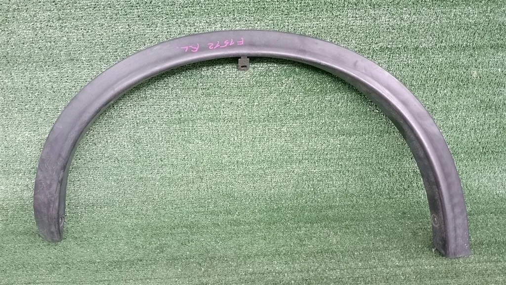 Б.у. расширитель крыла NISSAN JUKE F15E NISSAN JUKE F15E