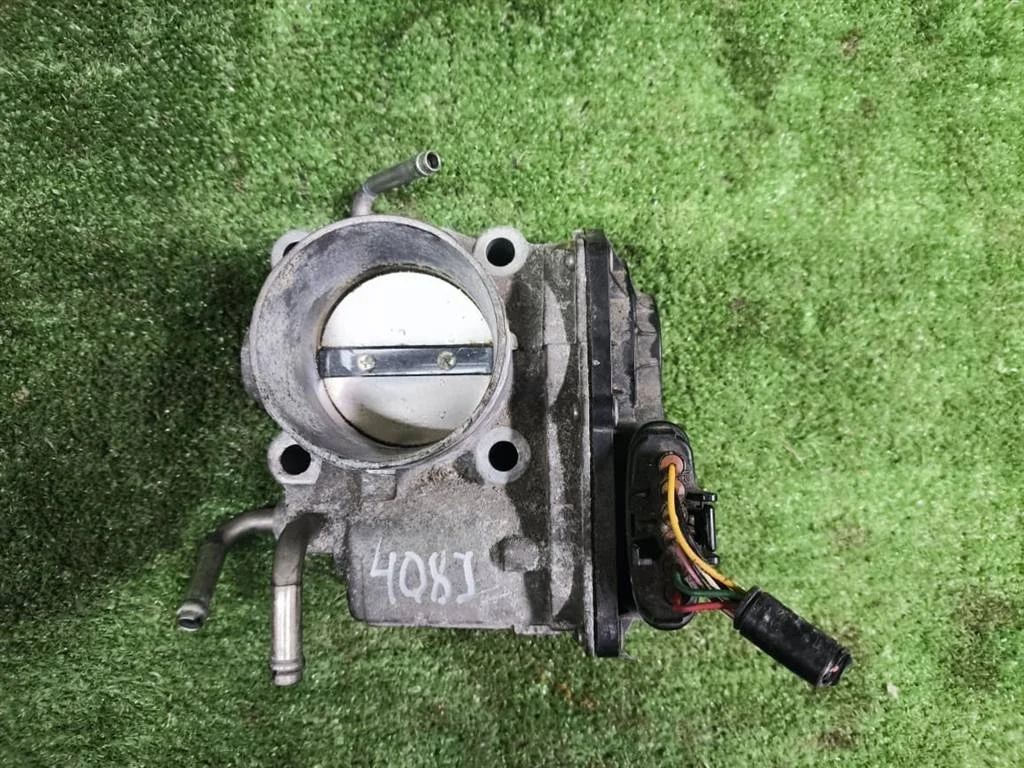 Б.у. дроссельная заслонка TOYOTA CAMRY V40 ACV40 TOYOTA CAMRY V40 ACV40