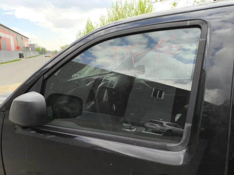 Стекло двери передней левой Nissan Pathfinder (R51M) 2004-2013 2006 80301EB310 ВНЕДОРОЖНИК 2.5 D YD25DDTI