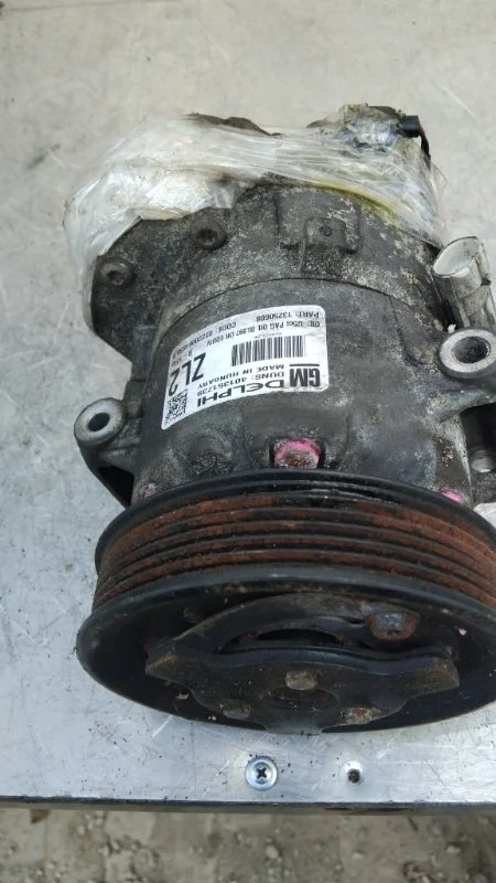 Компрессор кондиционера OPEL ASTRA 2010 J