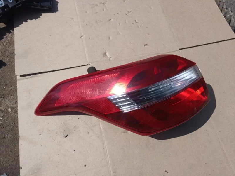 Фонарь левый наружный Hyundai Creta 2018 92401M0000 УНИВЕРСАЛ G4NA