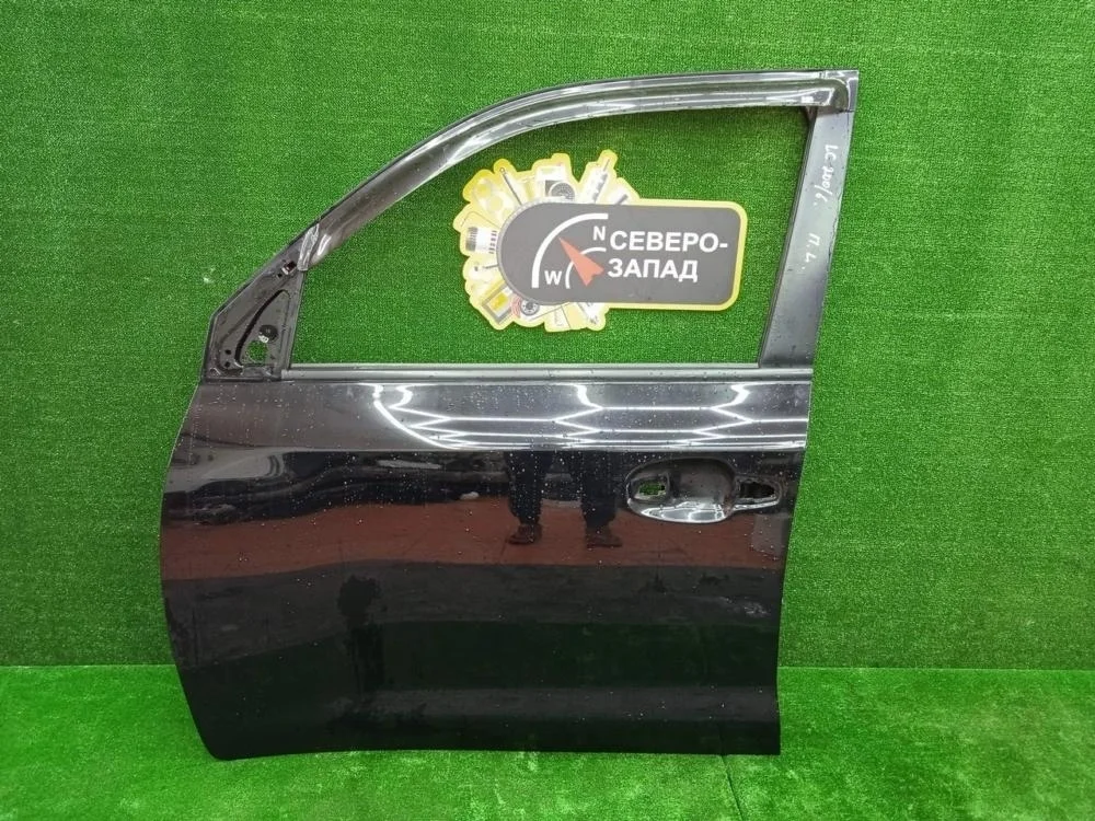 Дверь Toyota Land Cruiser 2011 6700260630 200 1VDFTV, передняя левая