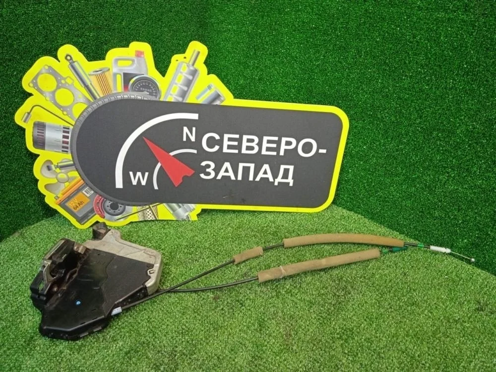 Замок двери Toyota Land Cruiser 2011 6903053090 200 1VDFTV, передний правый