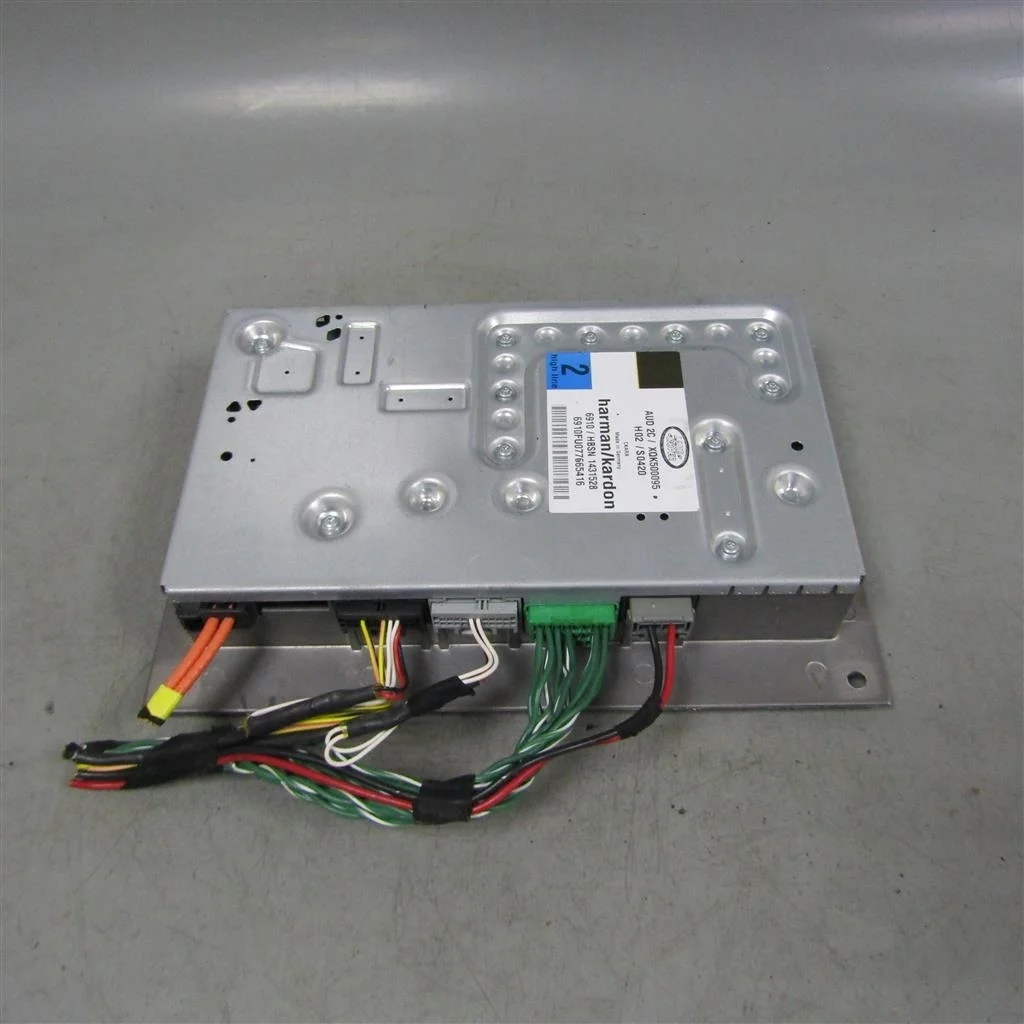 Усилитель акустической системы LAND ROVER Range R