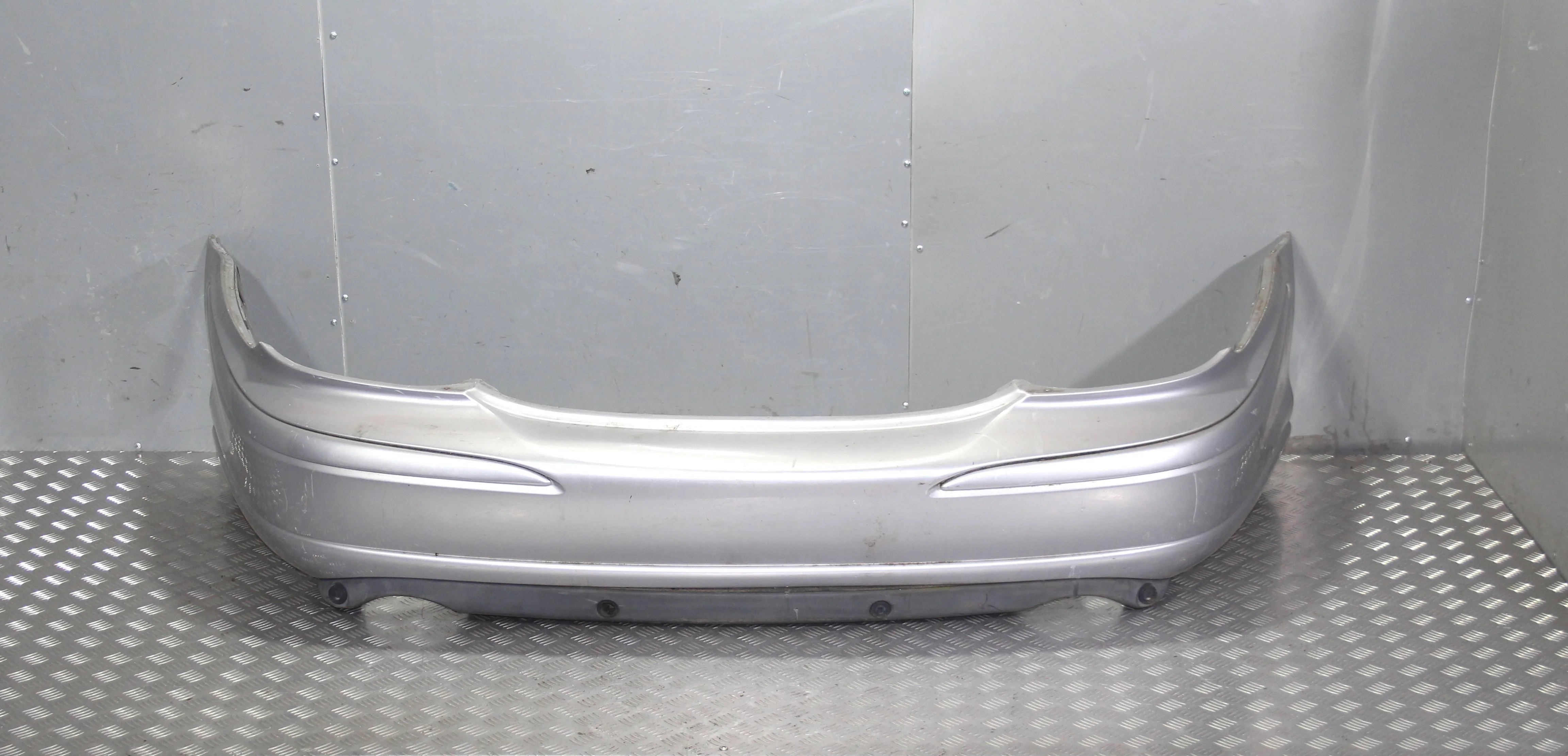 Бампер задний JAGUAR X-type I (2001—2009)