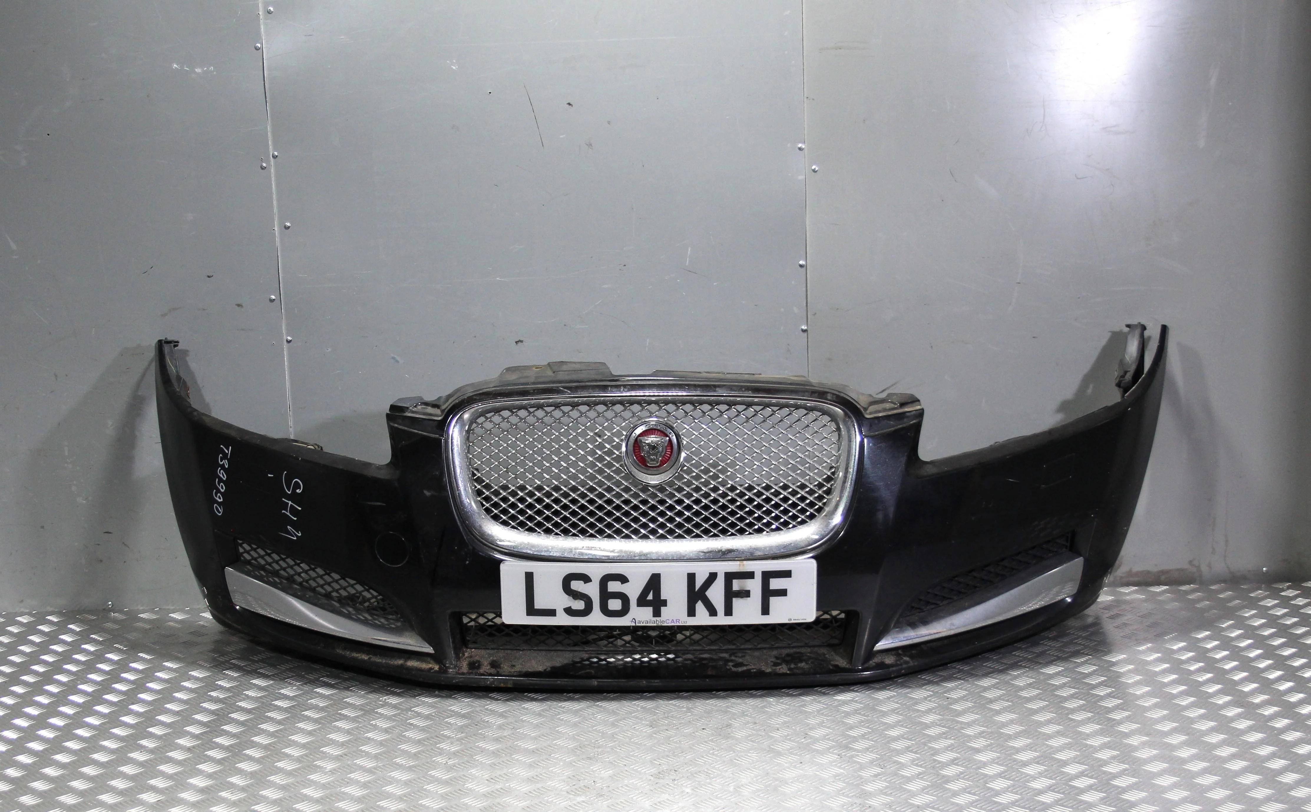 Решетка радиатора JAGUAR XF I рестайлинг (2011—20