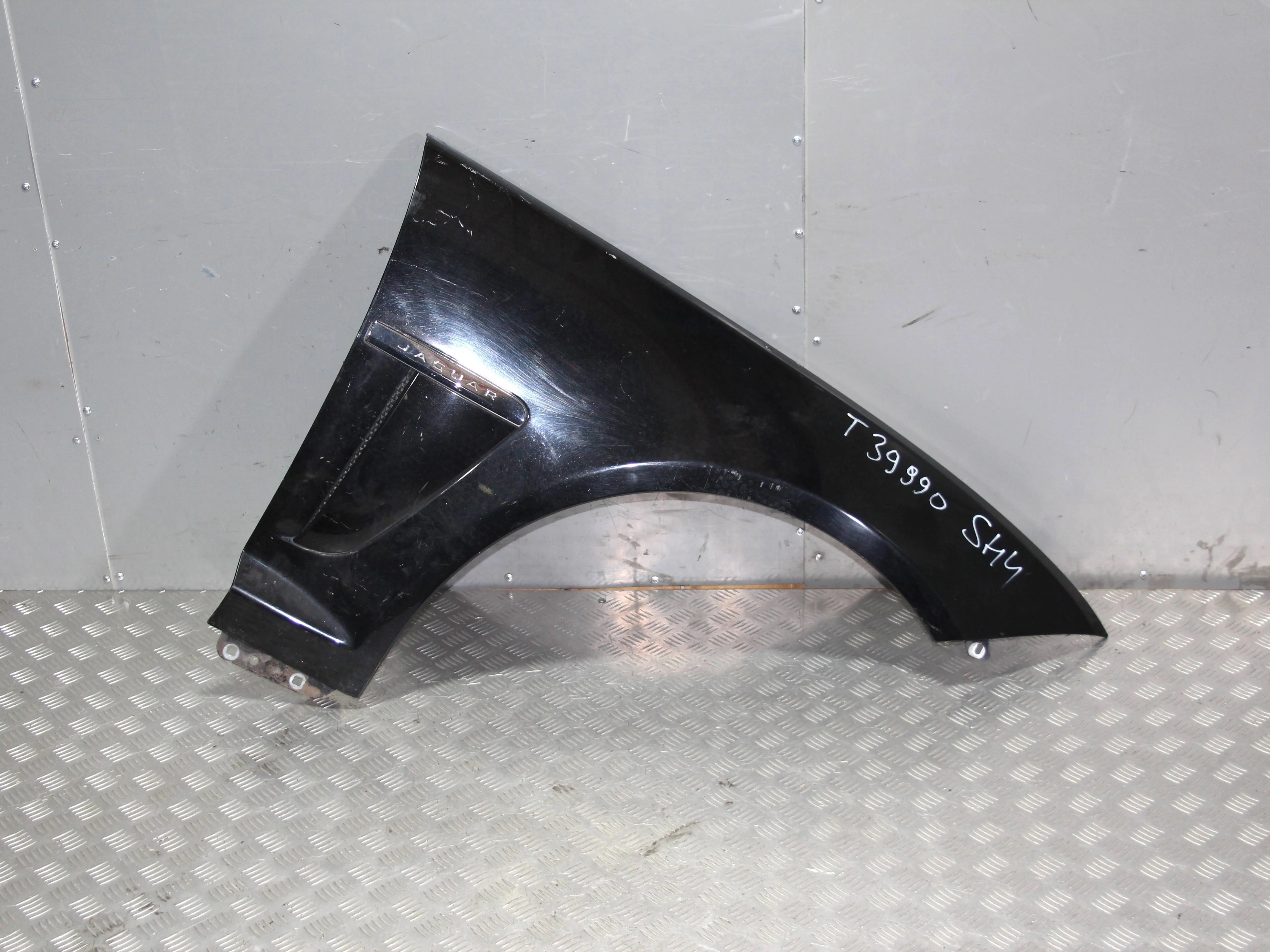 Крыло переднее правое JAGUAR XF I рестайлинг (201