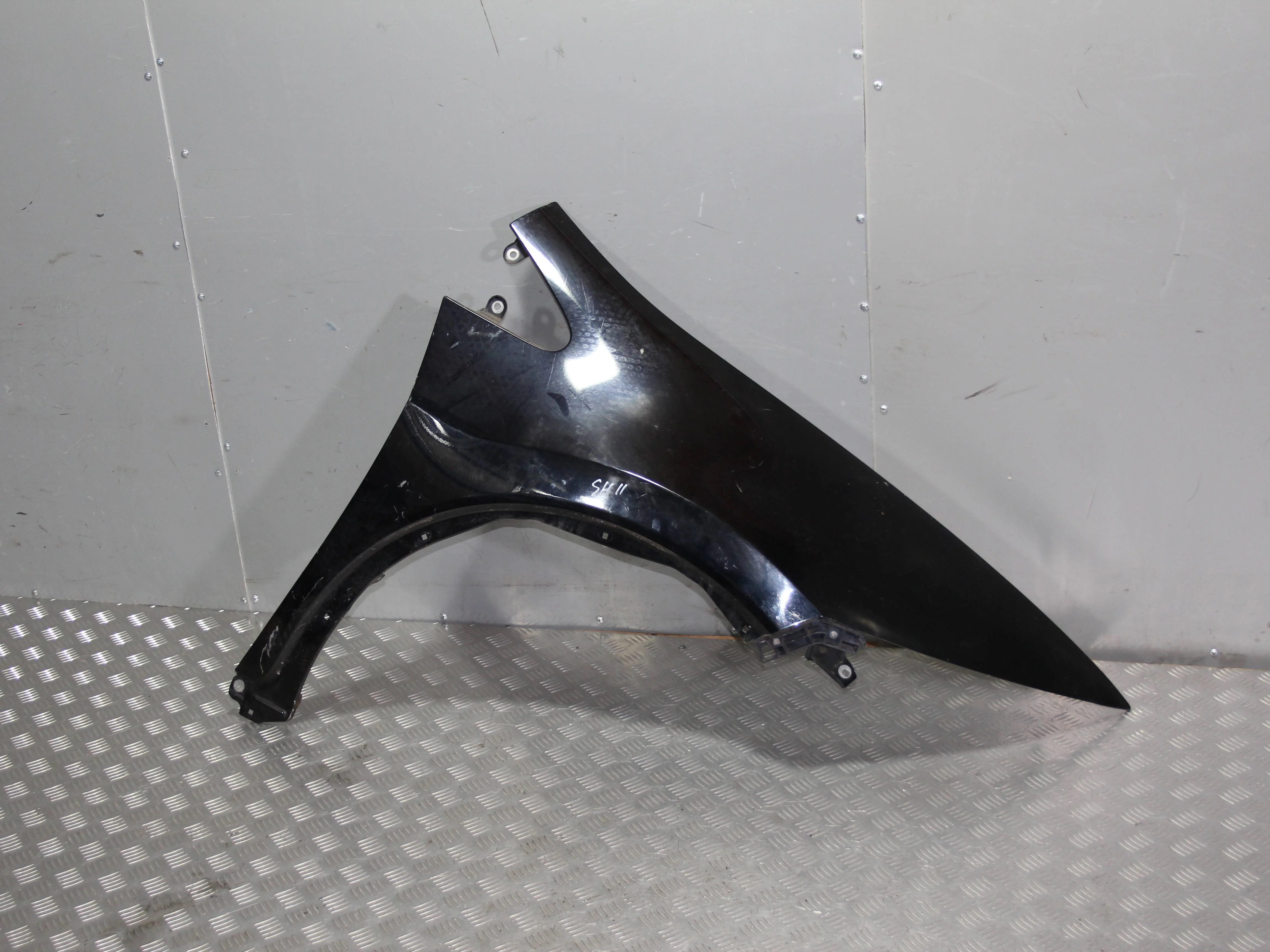 Крыло переднее правое HONDA Civic VIII (2005—2009)