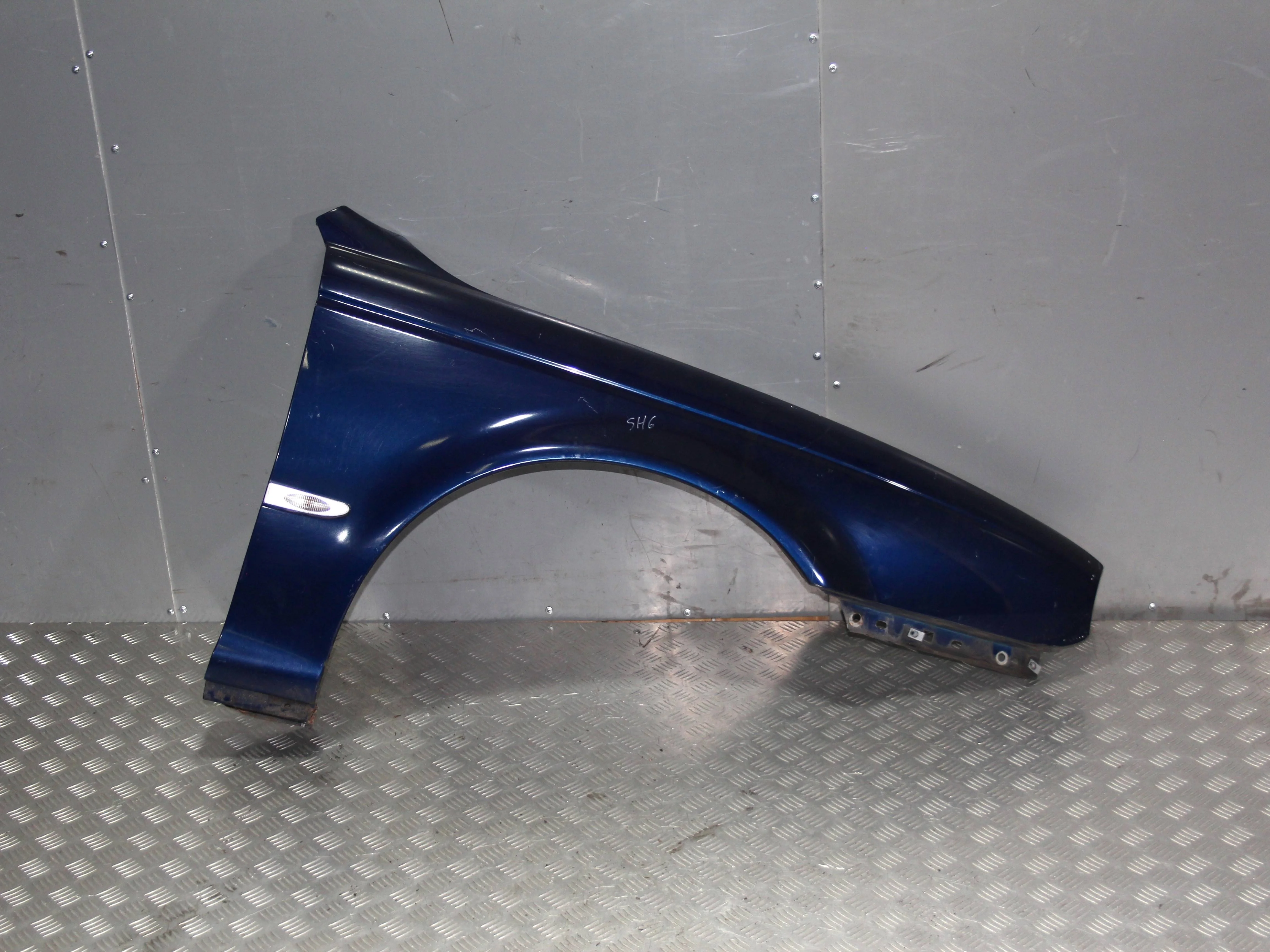 Крыло переднее правое JAGUAR X-type I (2001—2009)