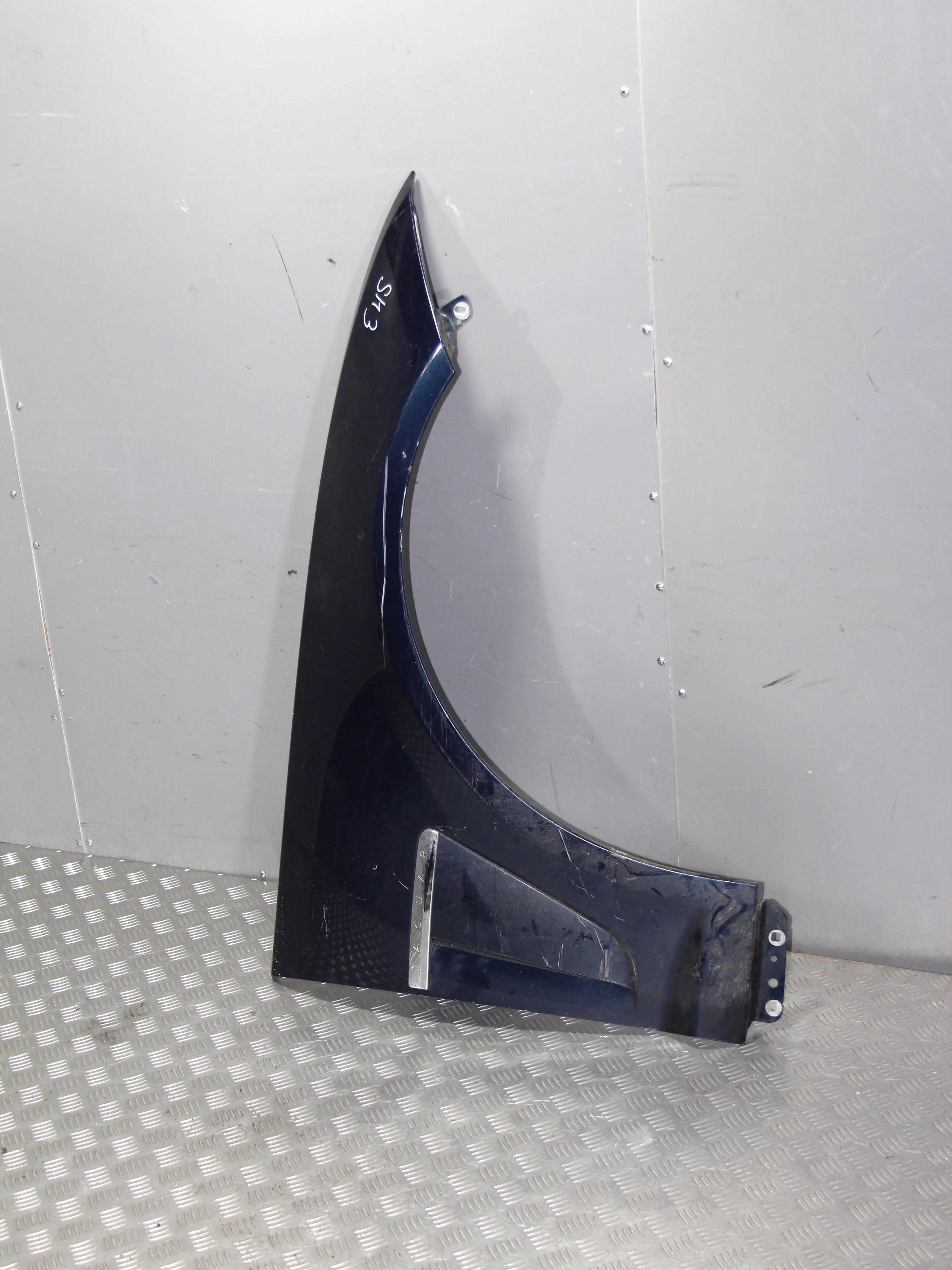 Крыло переднее правое JAGUAR XF I рестайлинг (201