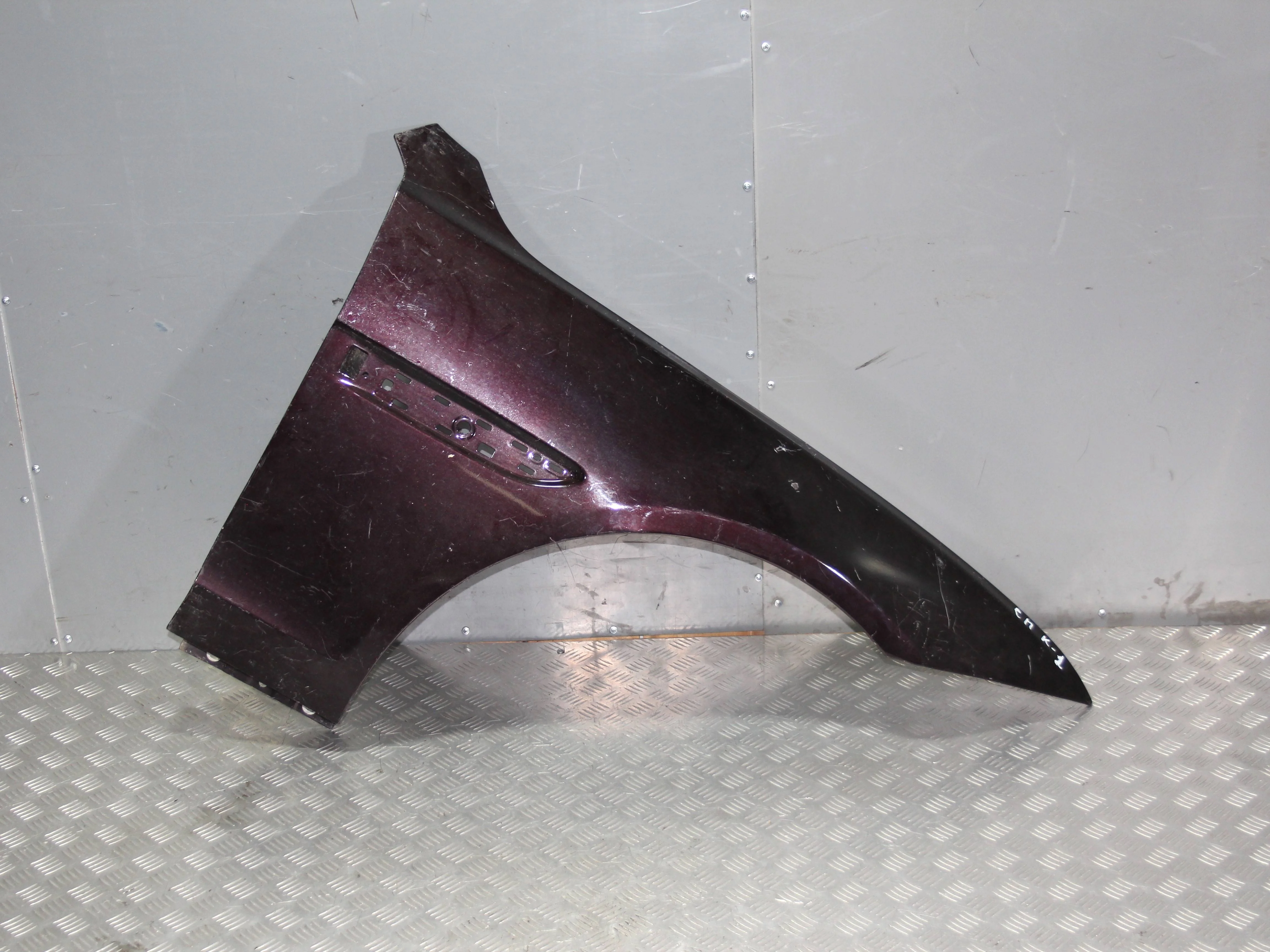 Крыло переднее правое JAGUAR XE I (2015—2019)
