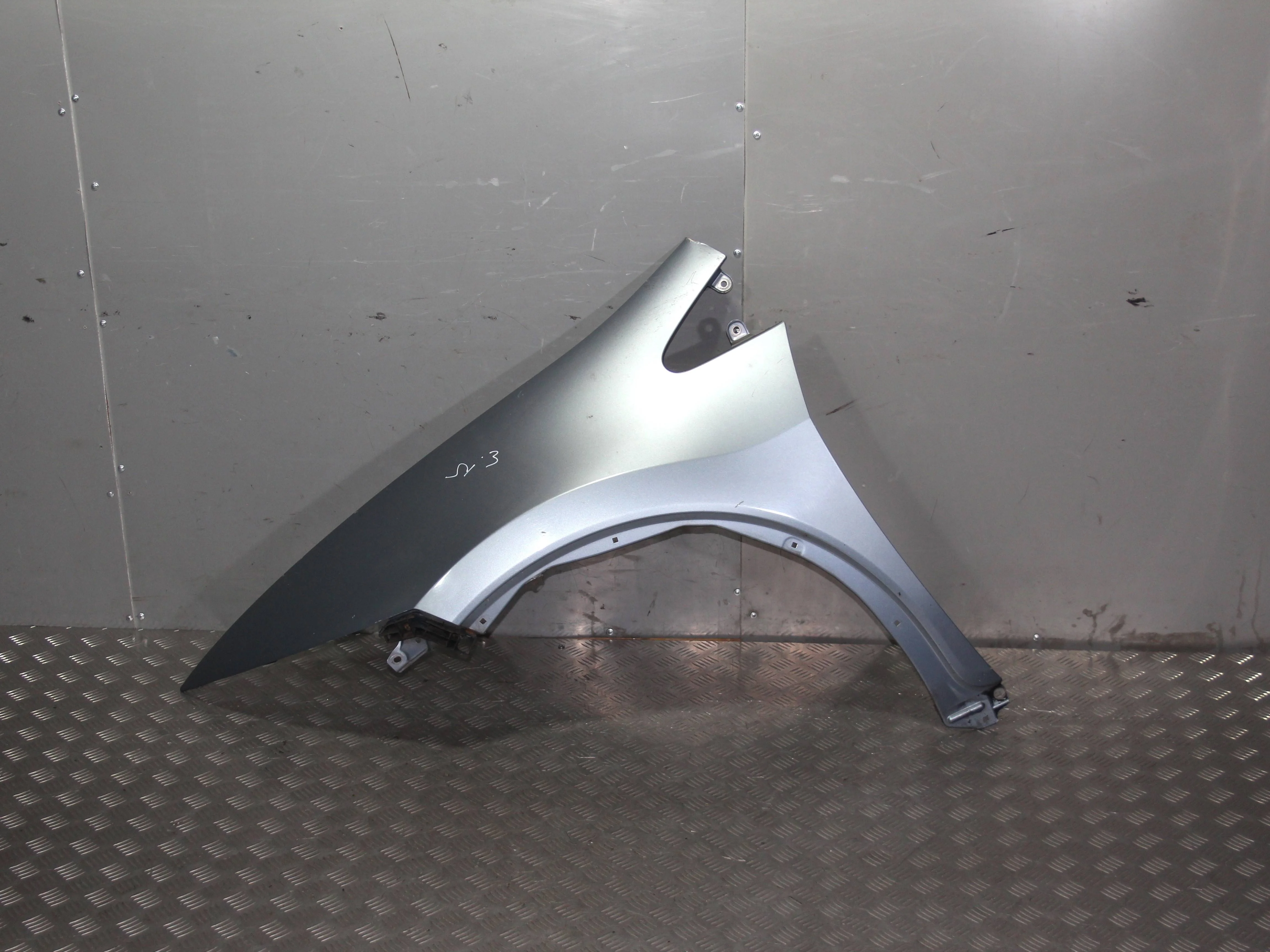 Крыло переднее левое HONDA Civic VIII (2005—2009)