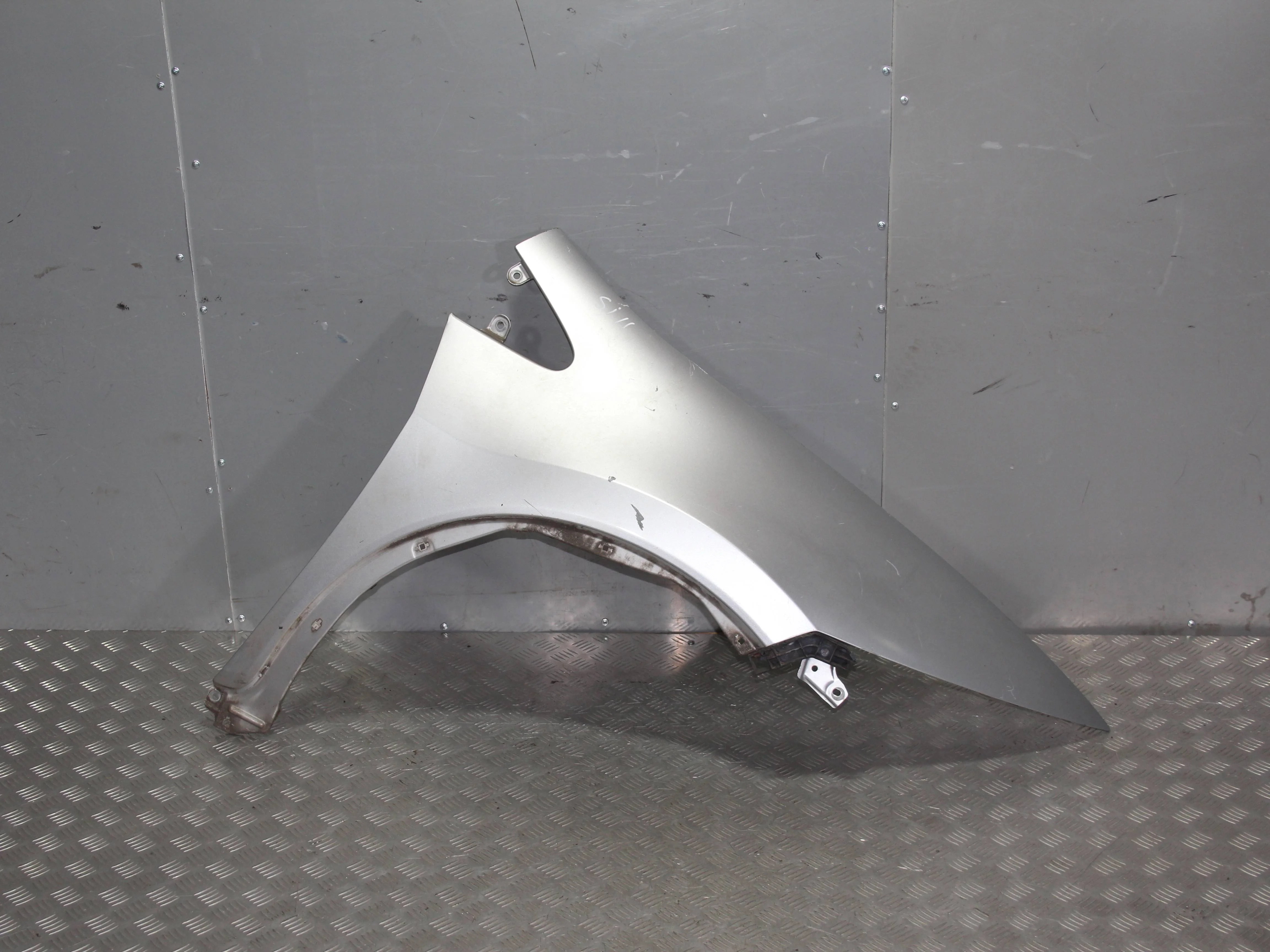 Крыло переднее правое HONDA Civic VIII (2005—2009)