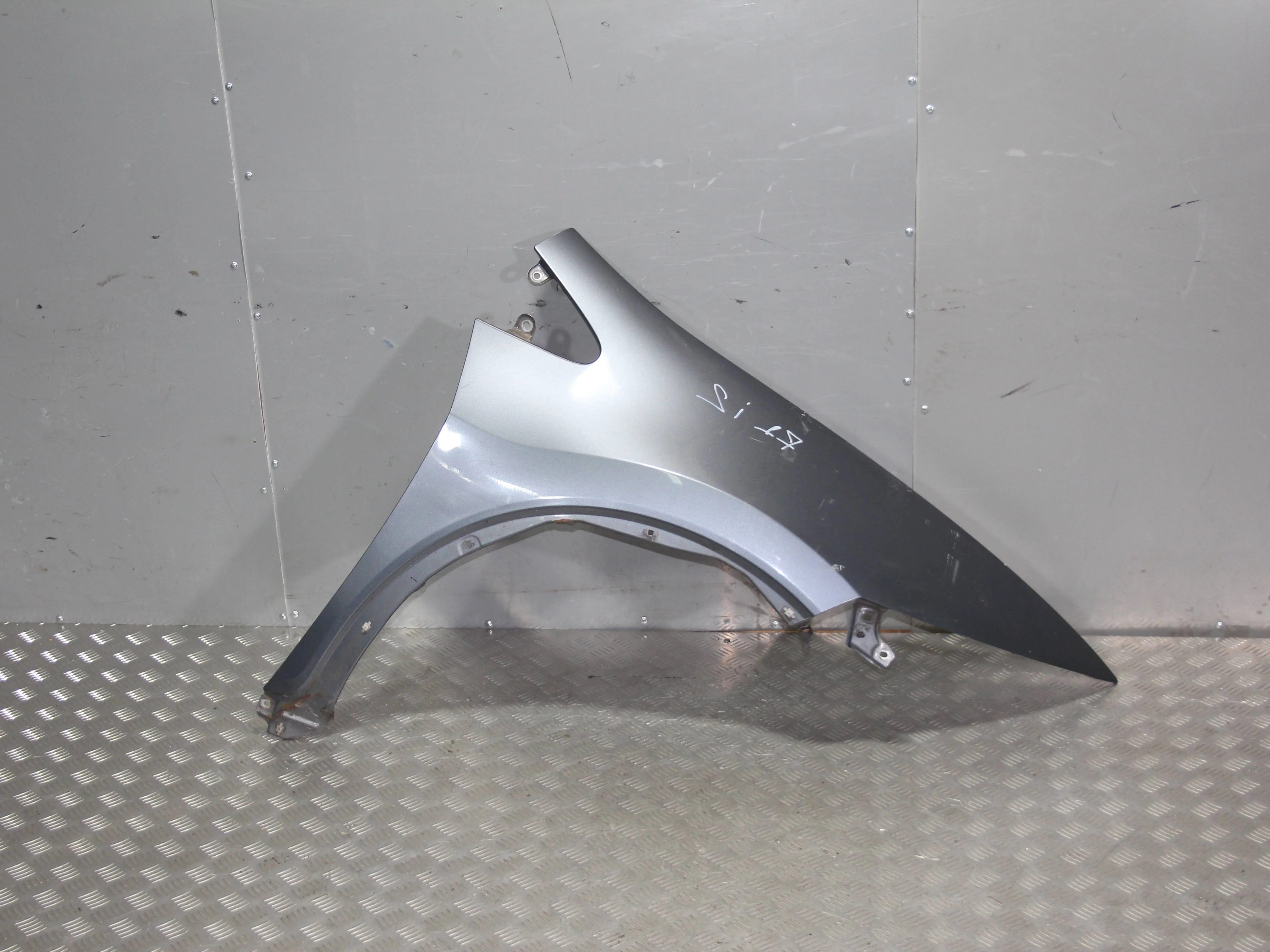 Крыло переднее правое HONDA Civic VIII (2005—2009)