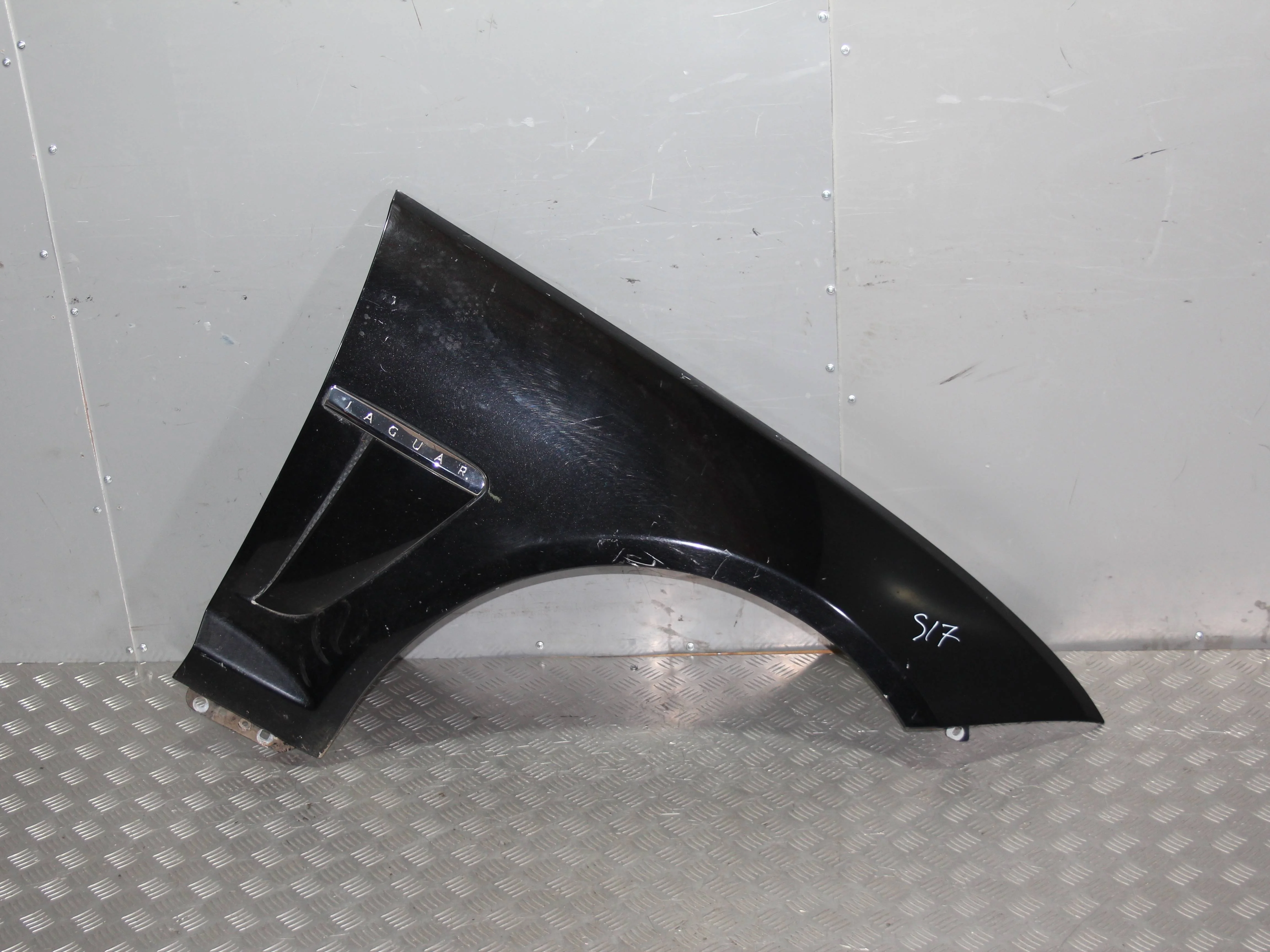 Крыло переднее правое JAGUAR XF I рестайлинг (201