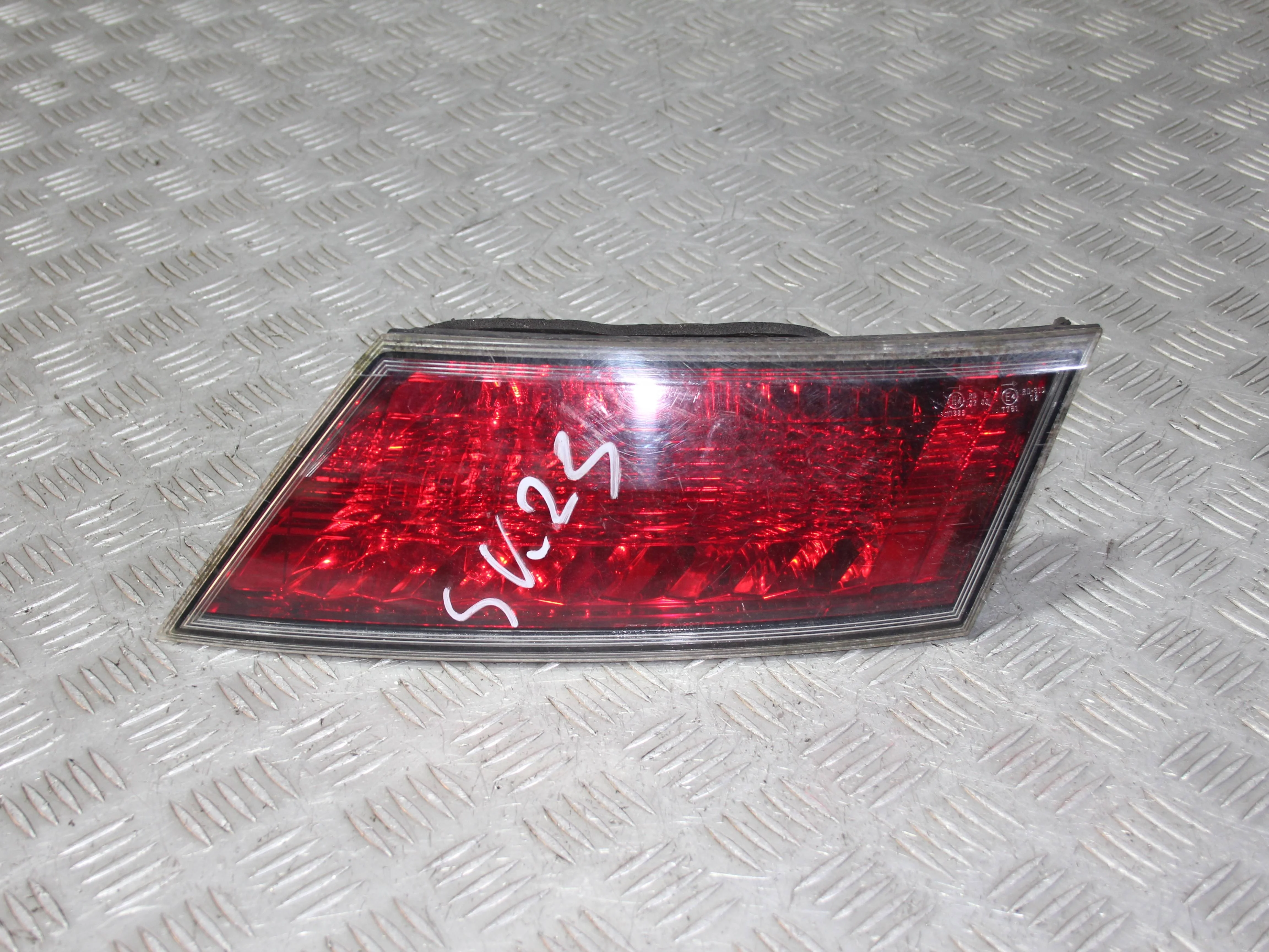 Фонарь внутренний правый HONDA Civic VIII (2005—2