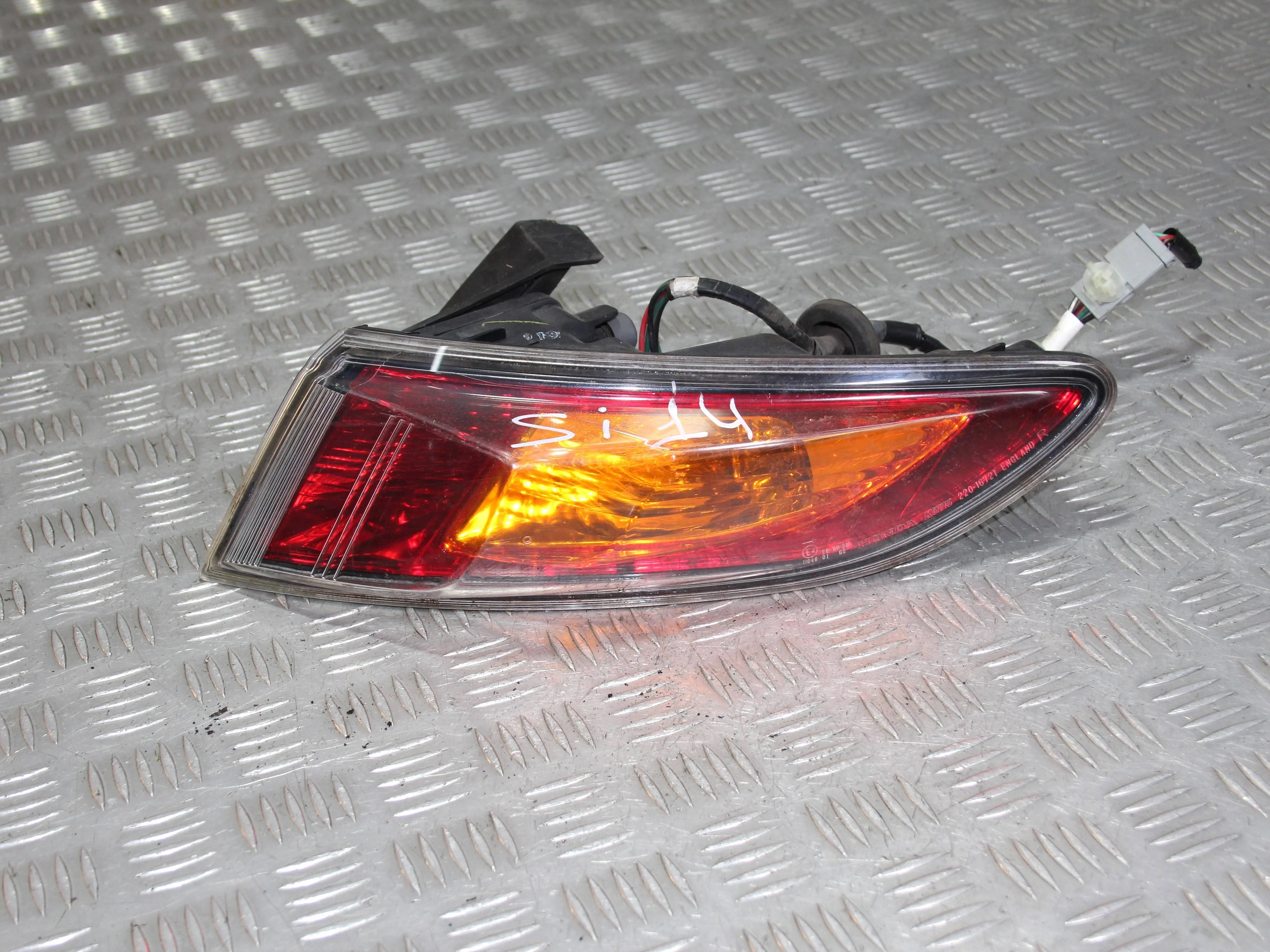 Фонарь внешний правый HONDA Civic VIII (2005—2009)