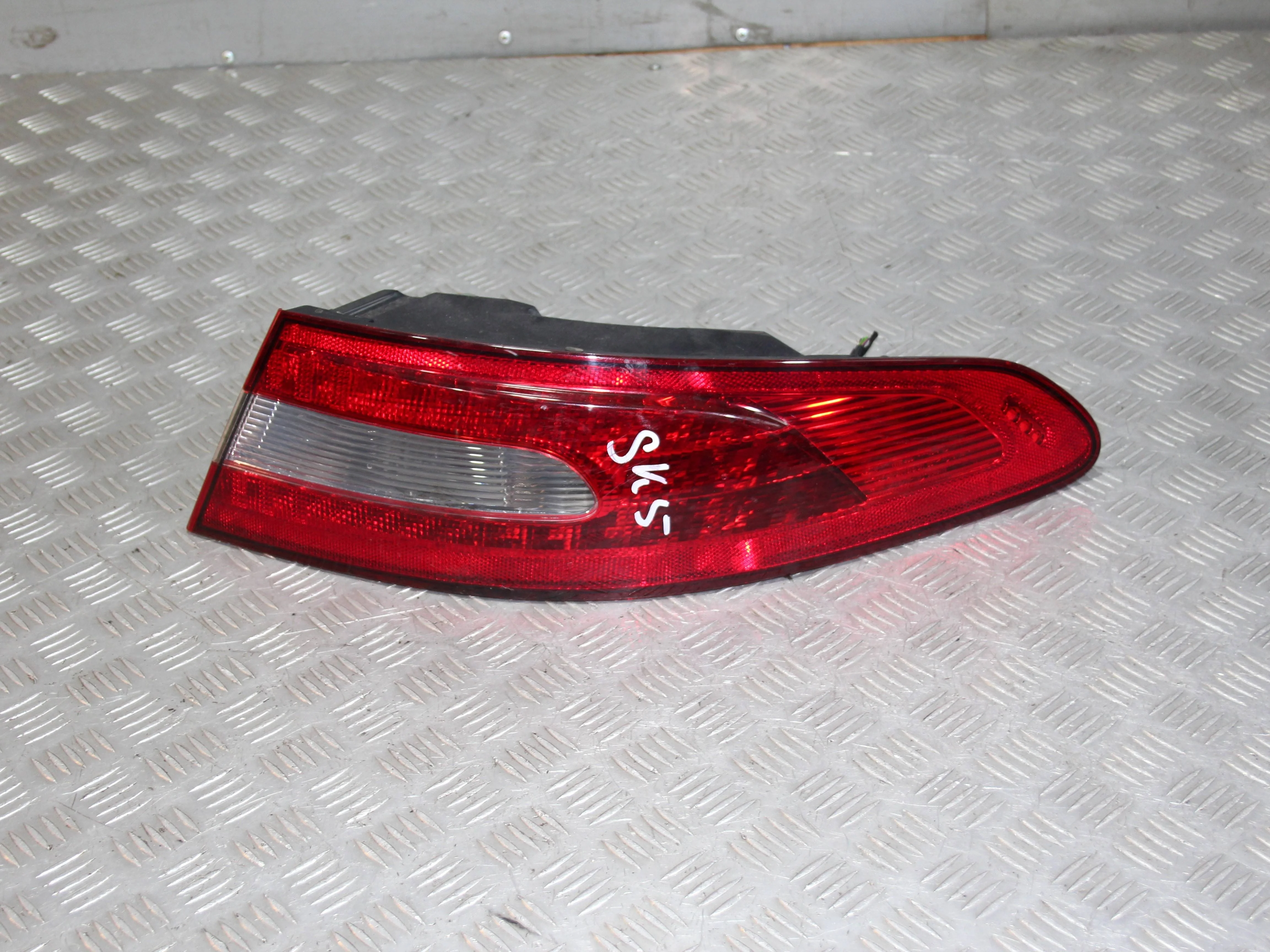 Фонарь внешний правый JAGUAR XF I (2007—2011)