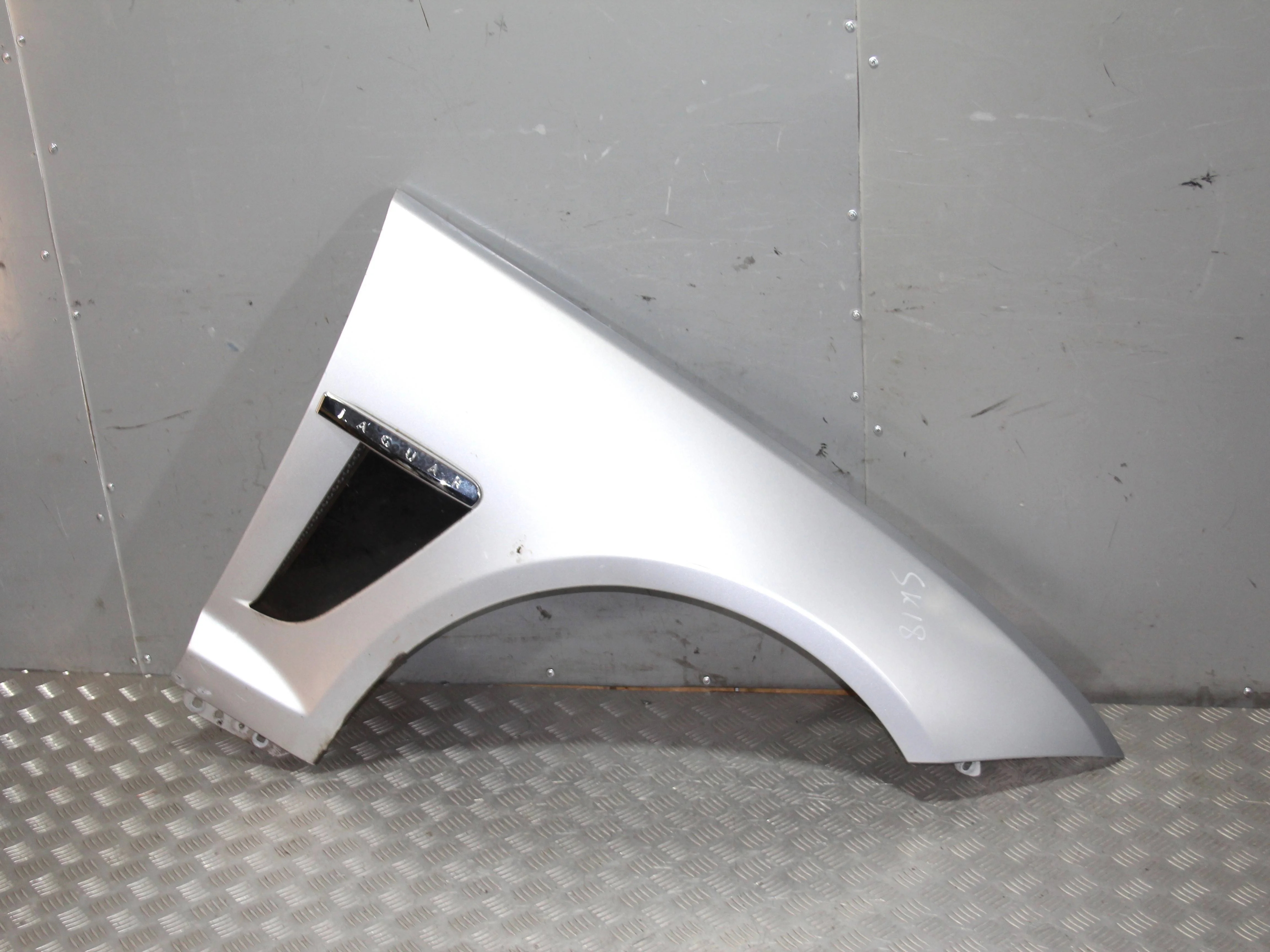 Крыло переднее правое JAGUAR XF I рестайлинг (201