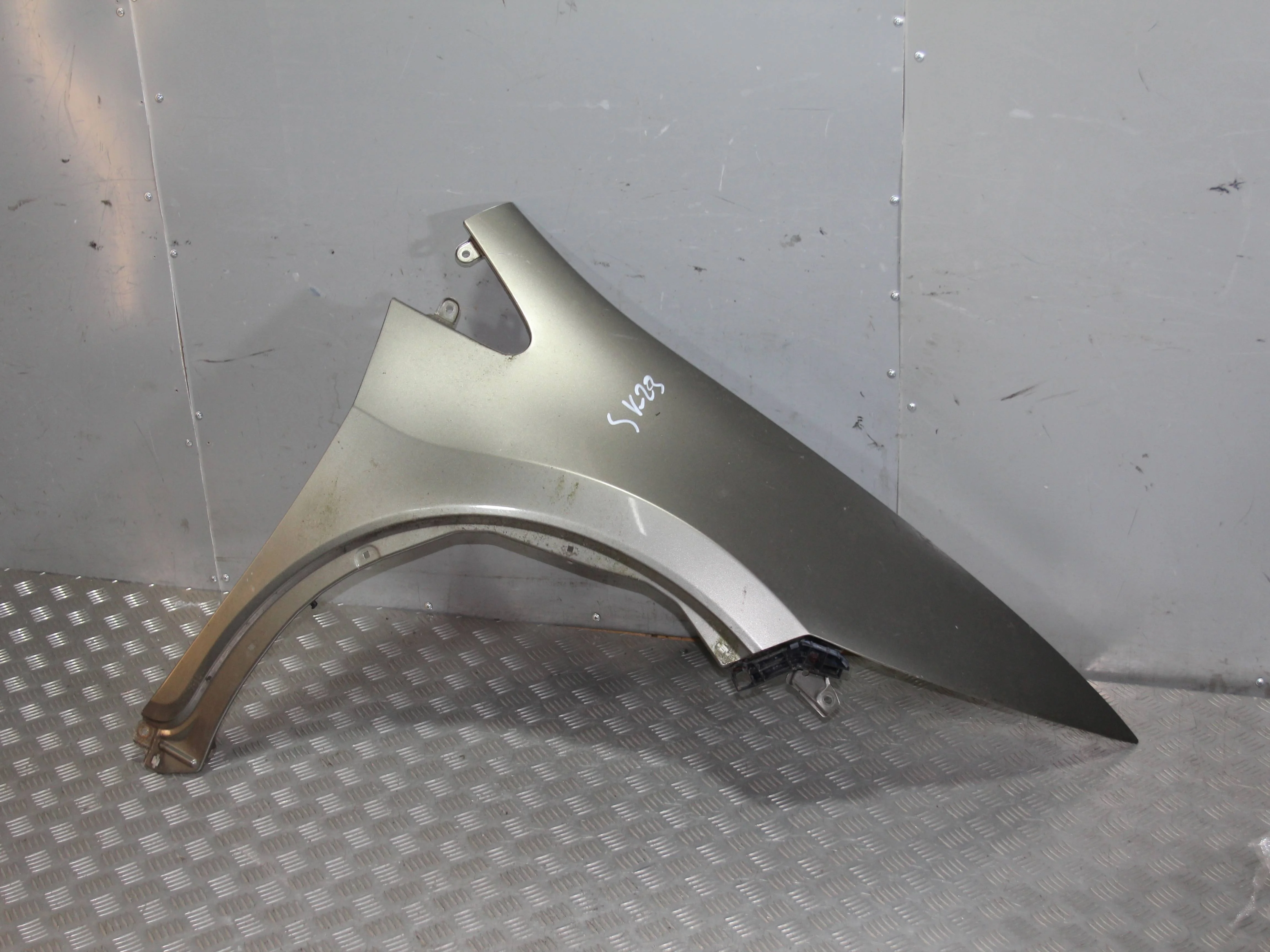 Крыло переднее правое HONDA Civic VIII (2005—2009)