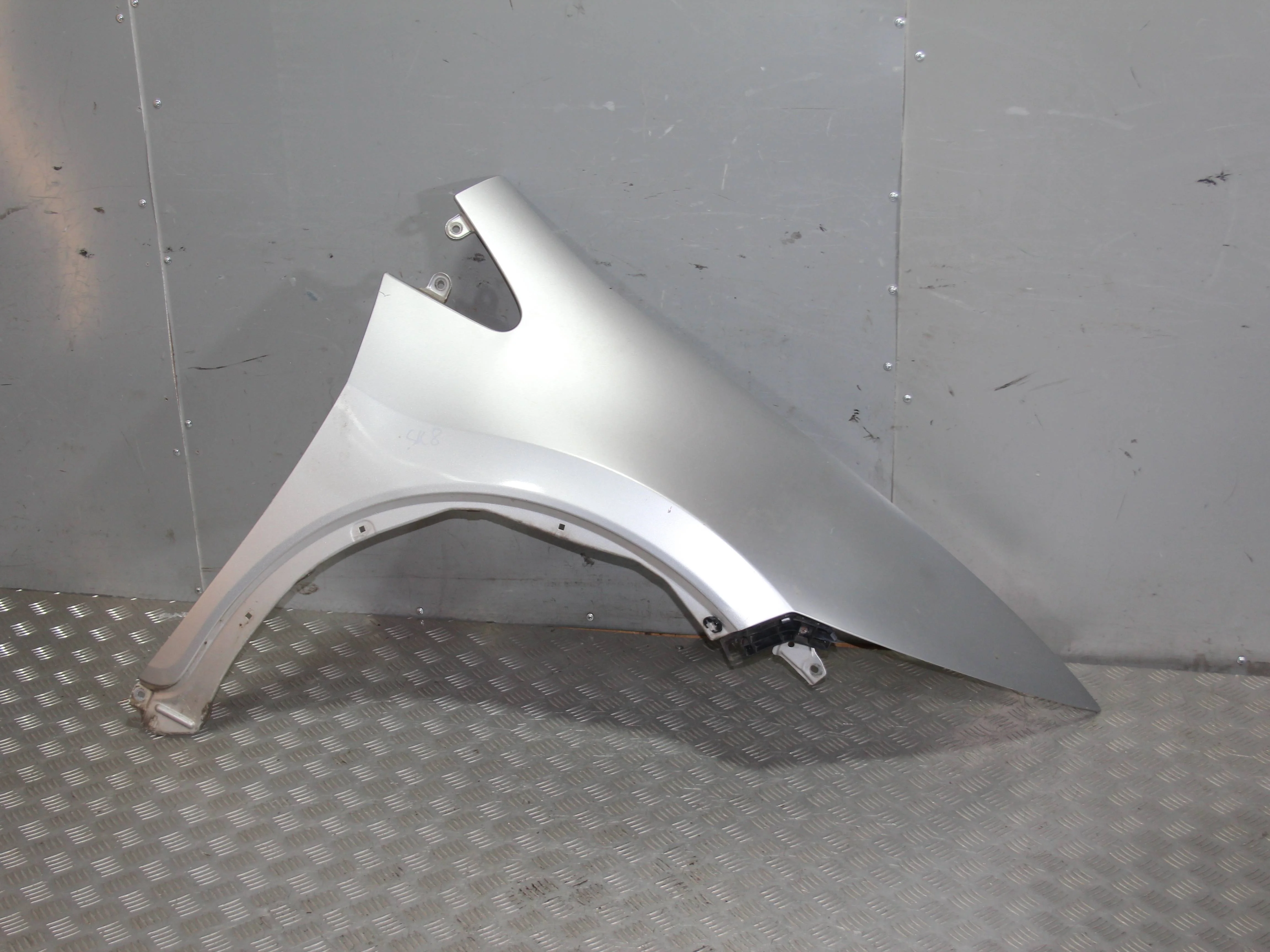 Крыло переднее правое HONDA Civic VIII (2005—2009)