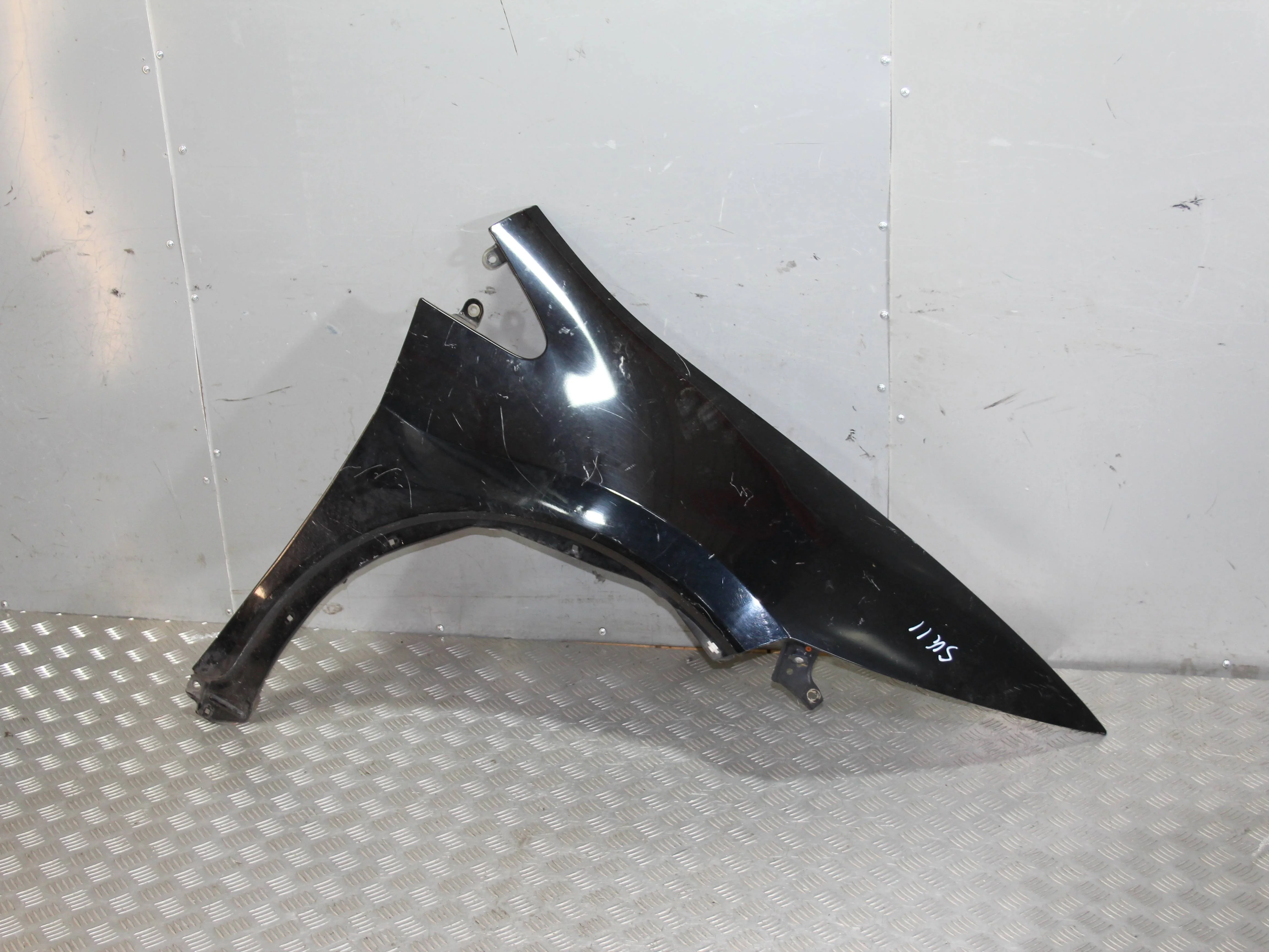 Крыло переднее правое HONDA Civic VIII (2005—2009)