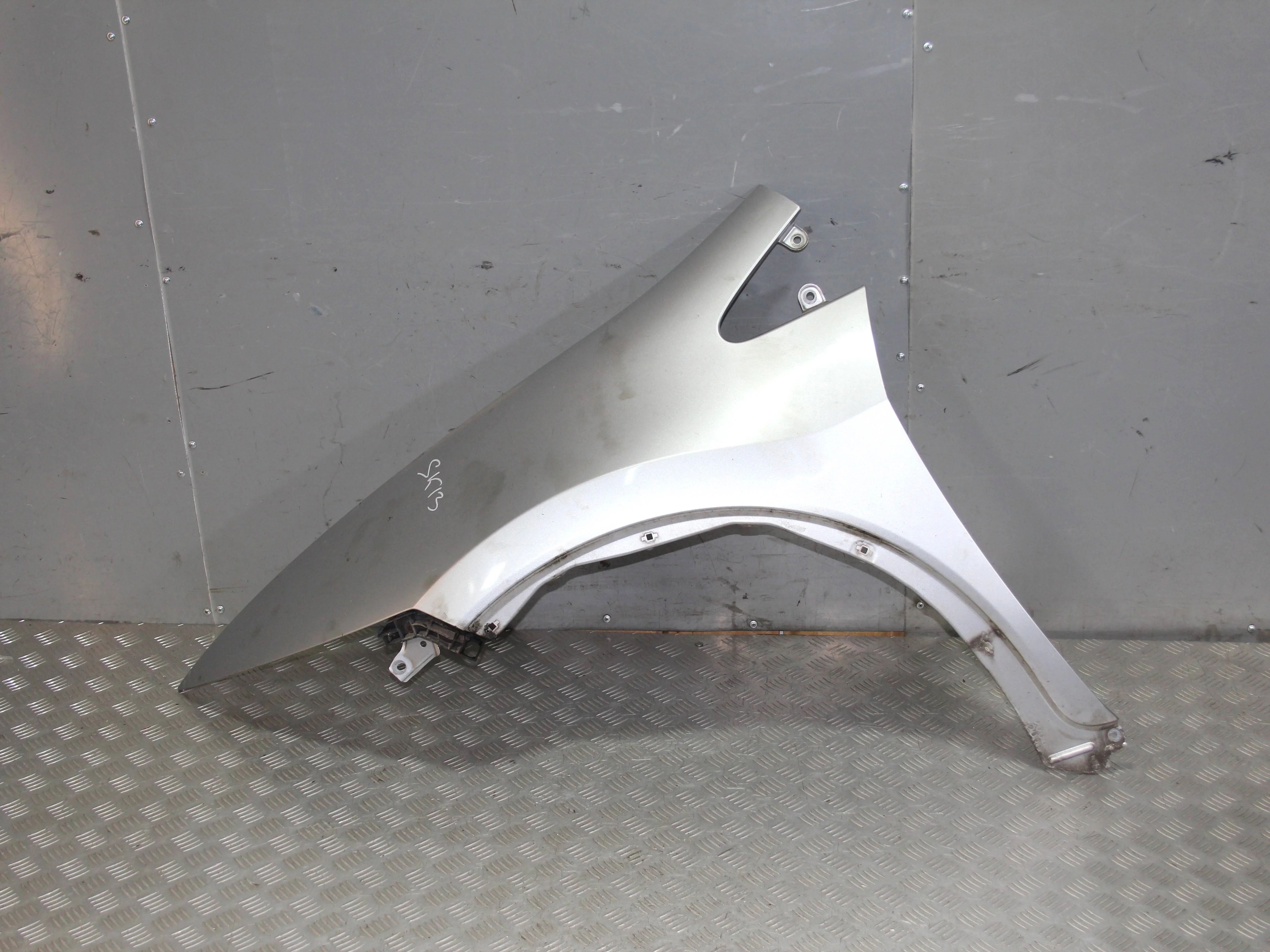 Крыло переднее левое HONDA Civic VIII (2005—2009)