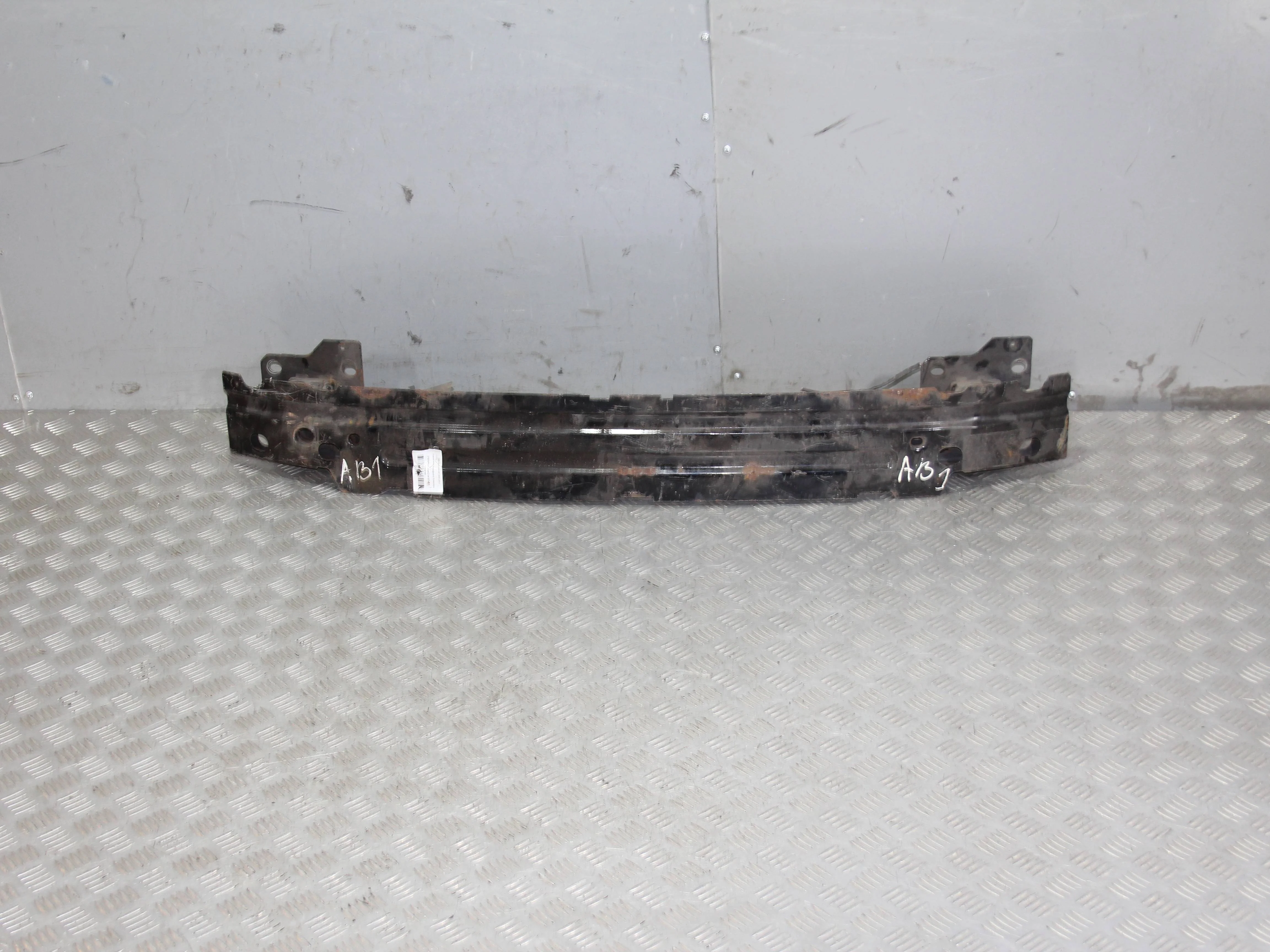 Усилитель переднего бампера JAGUAR XF I (2007—201