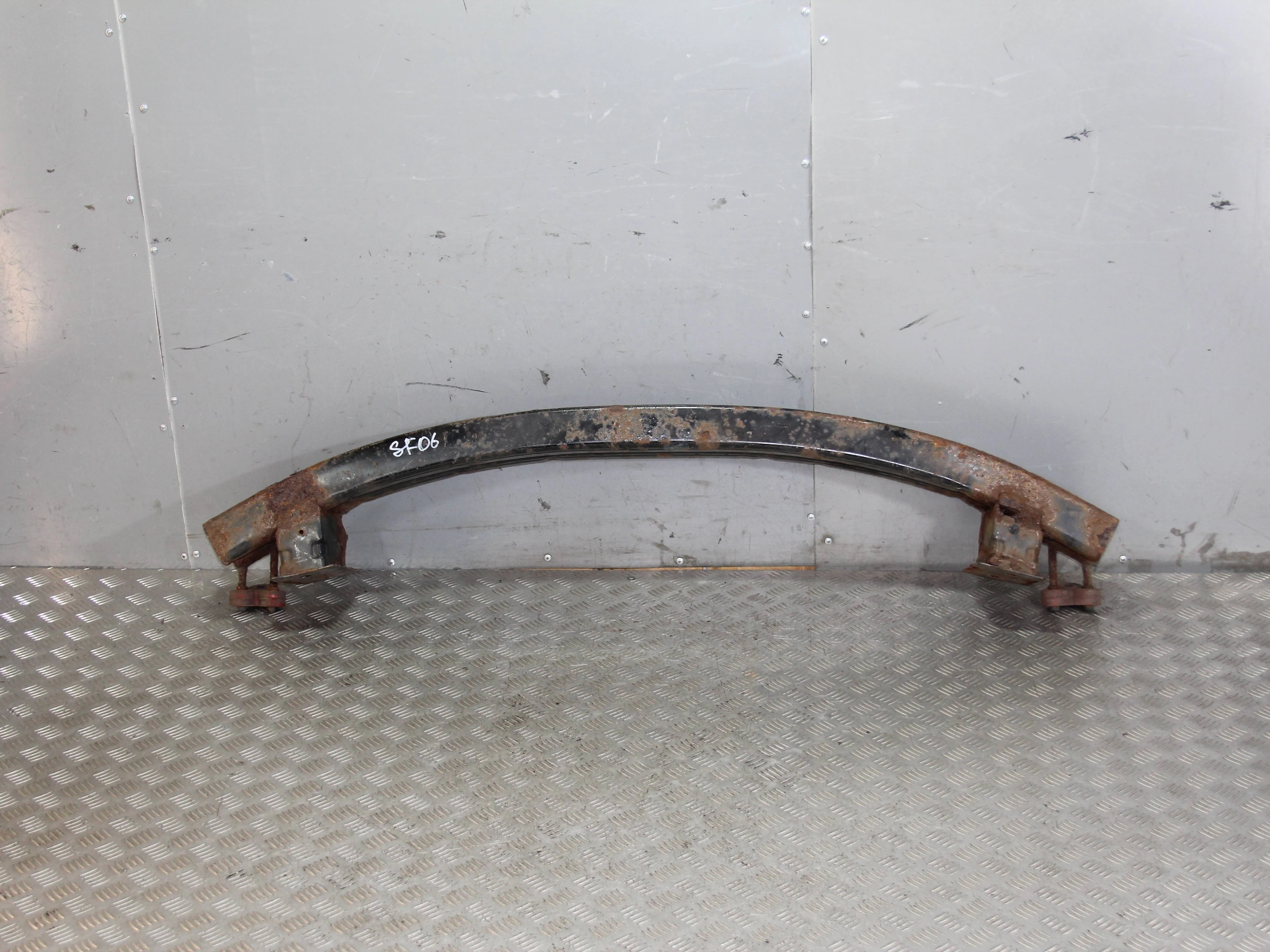 Усилитель заднего бампера JAGUAR XF I рестайлинг