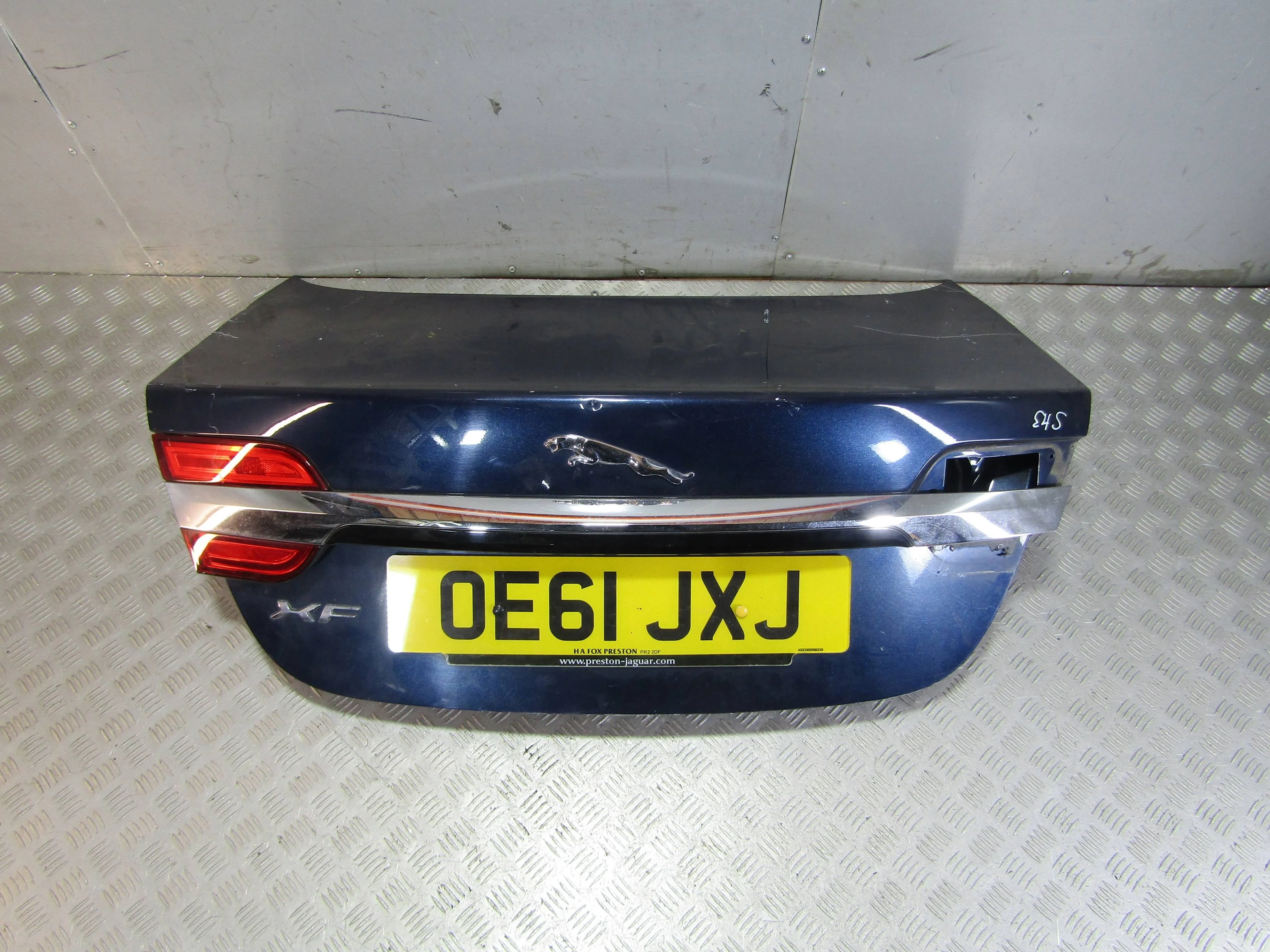 Крышка багажника JAGUAR XF I рестайлинг (2011—201