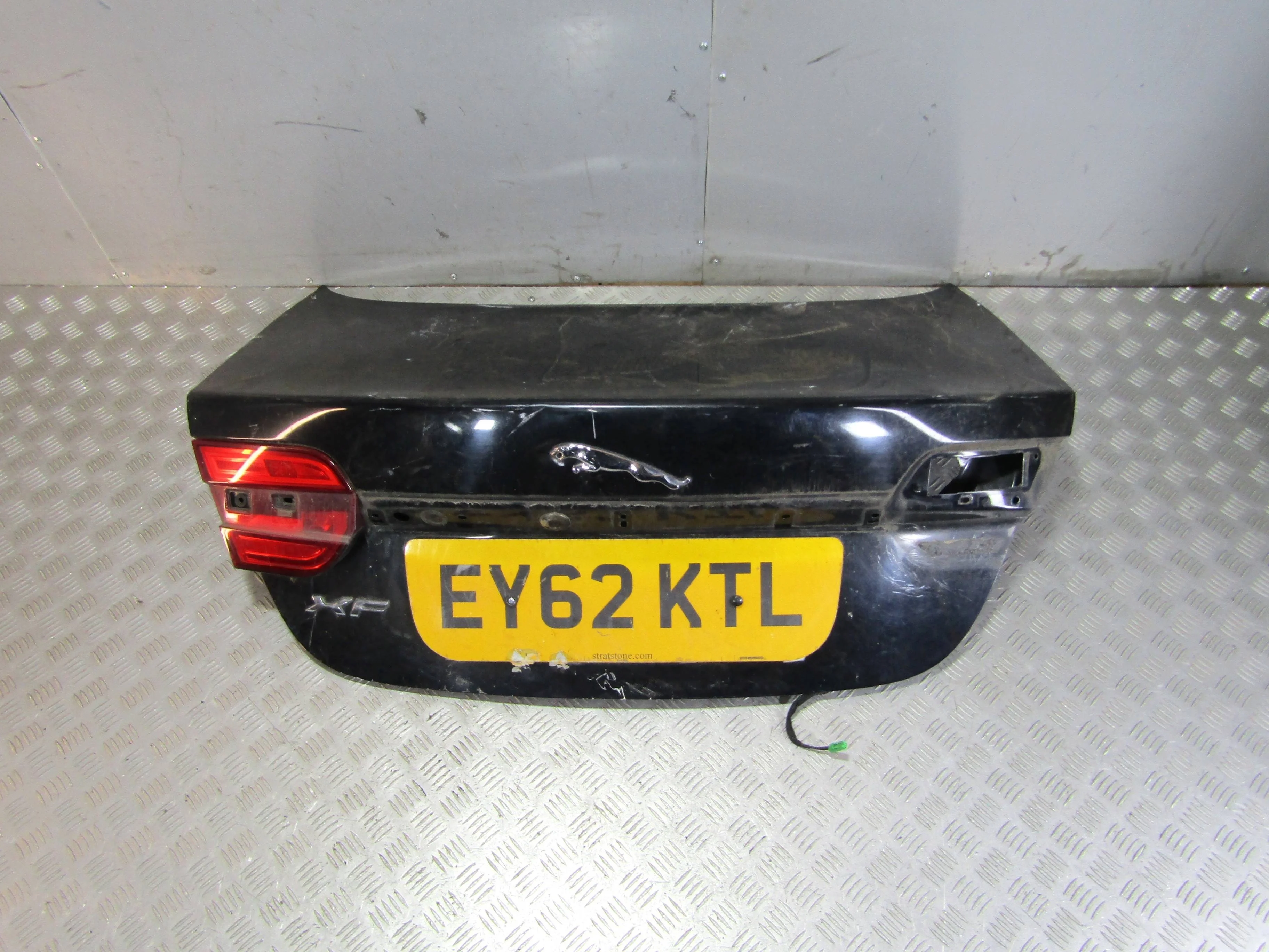 Крышка багажника JAGUAR XF I рестайлинг (2011—201