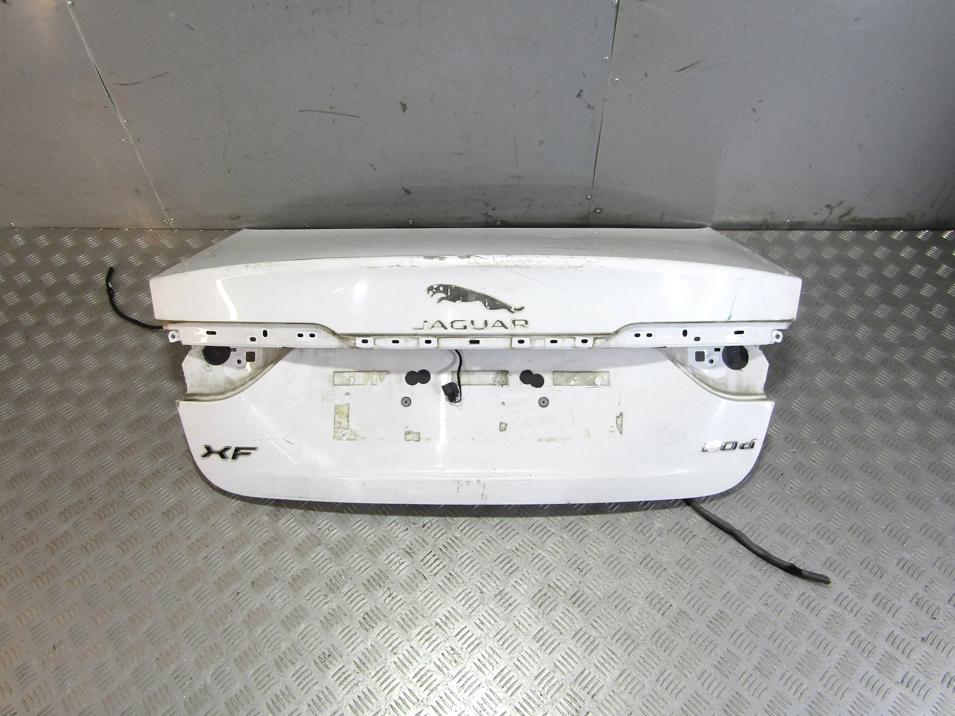 Крышка багажника JAGUAR XF II (2015—2020)