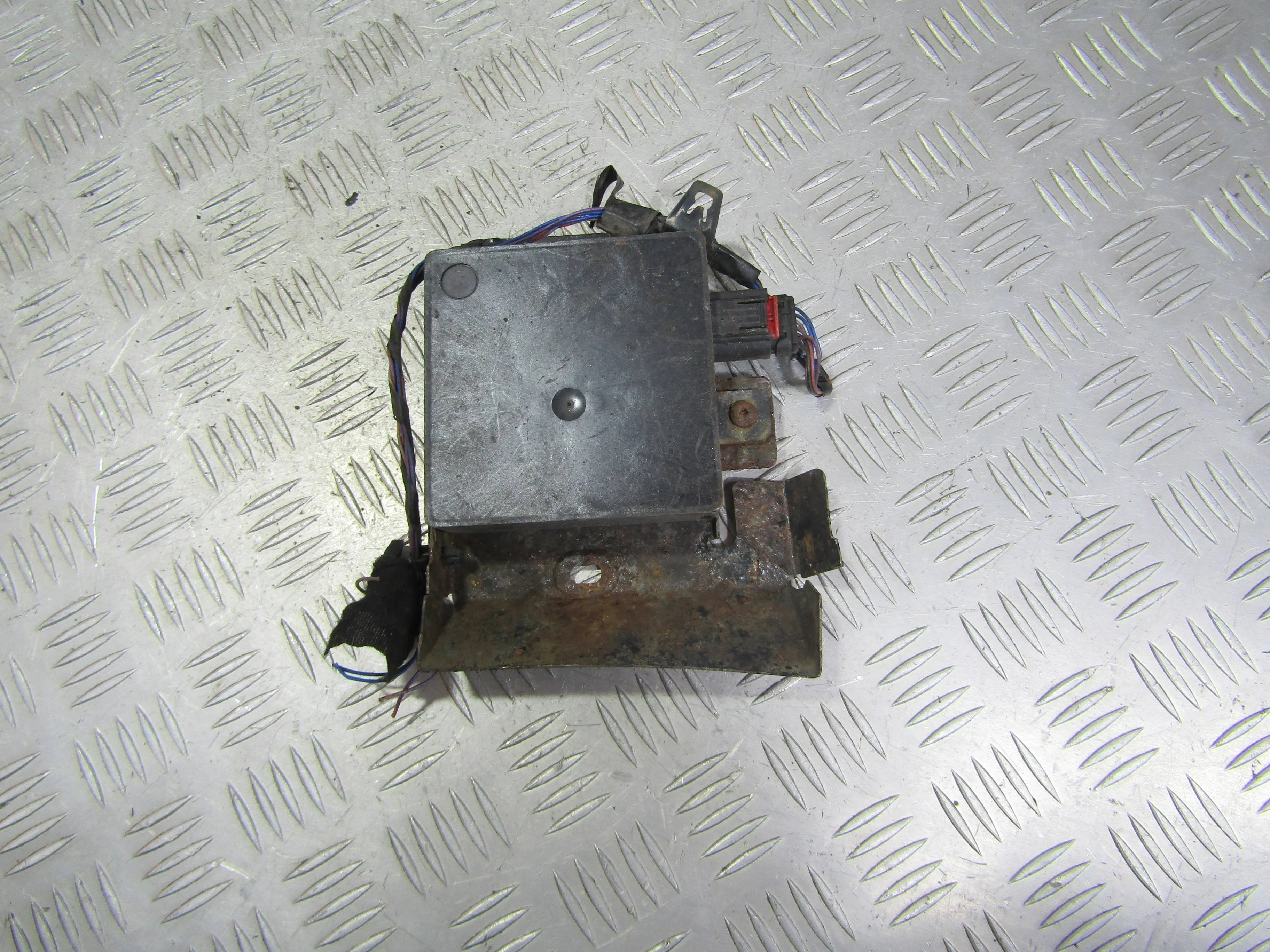 Датчик слепых зон JAGUAR XF I рестайлинг (2011—20