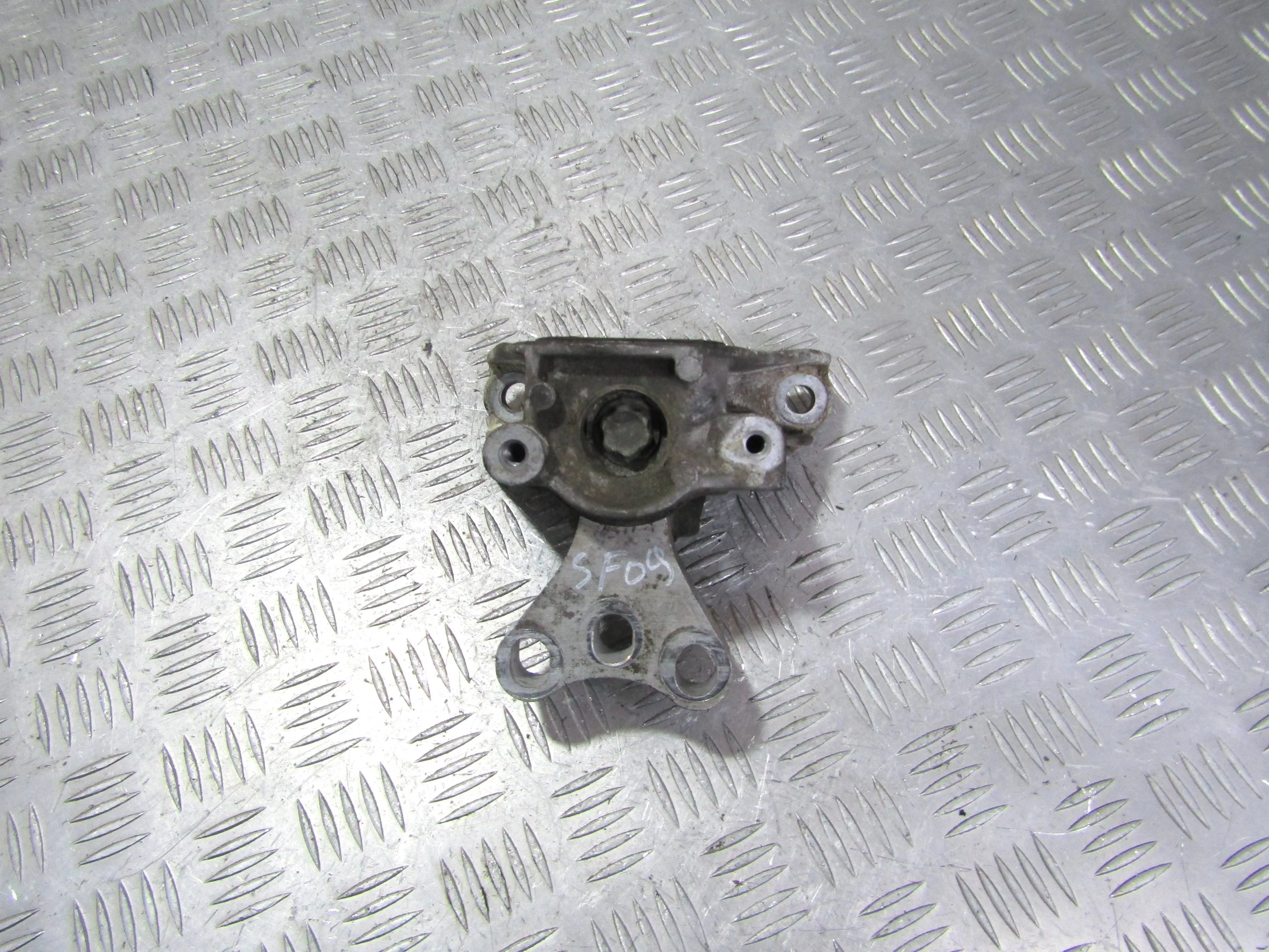 Опора КПП левая HONDA Civic VIII (2005—2009)