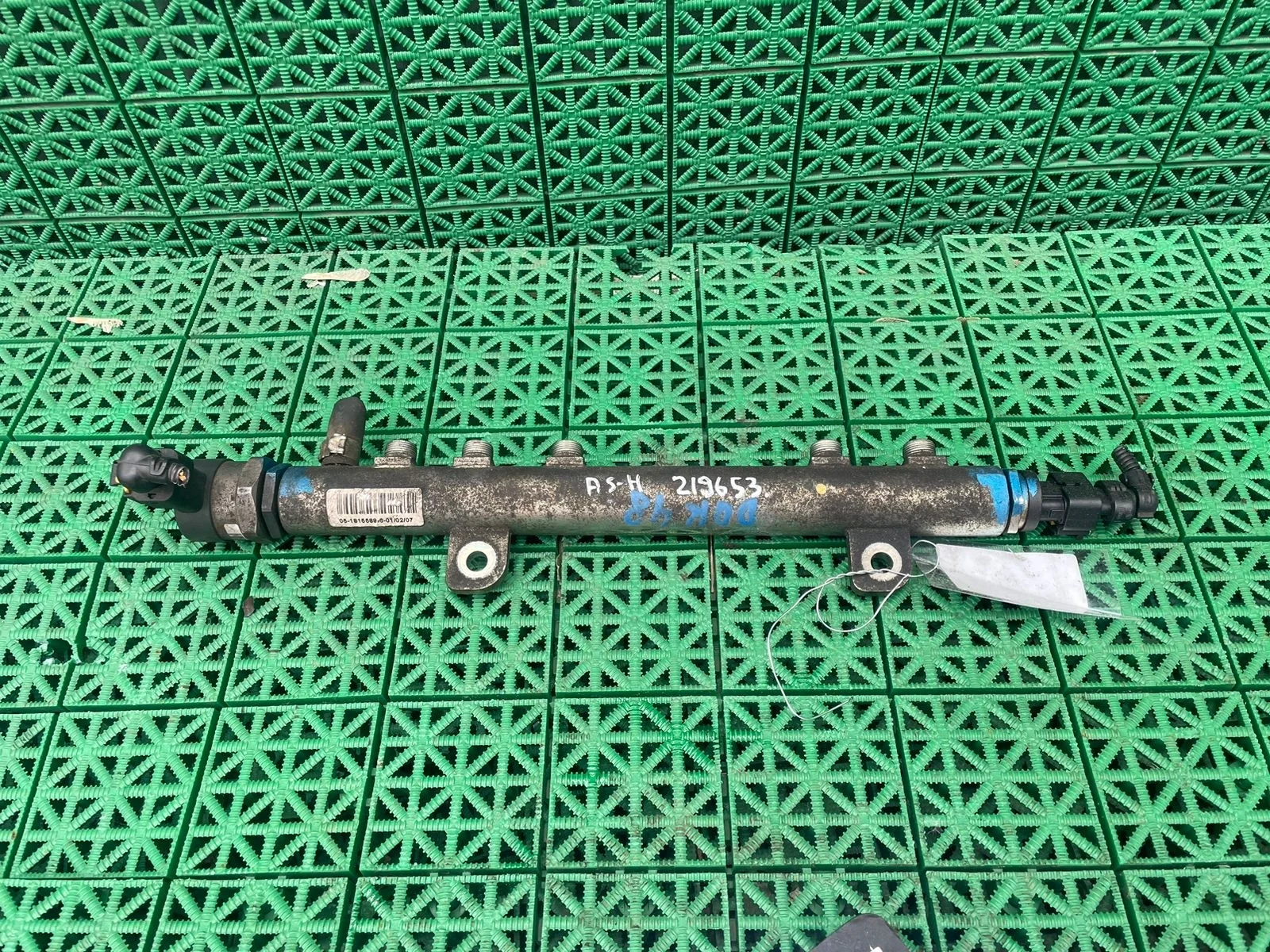 Рейка топливная, рампа OPEL ASTRA H, CORSA D, MERIVA A Z13DTJ/Z13DTH 2003- б/у ASTRA H(2004-2014);CORSA C(2000-2006);CORSA D(2006-2014);MERIVA A(2003-2010)