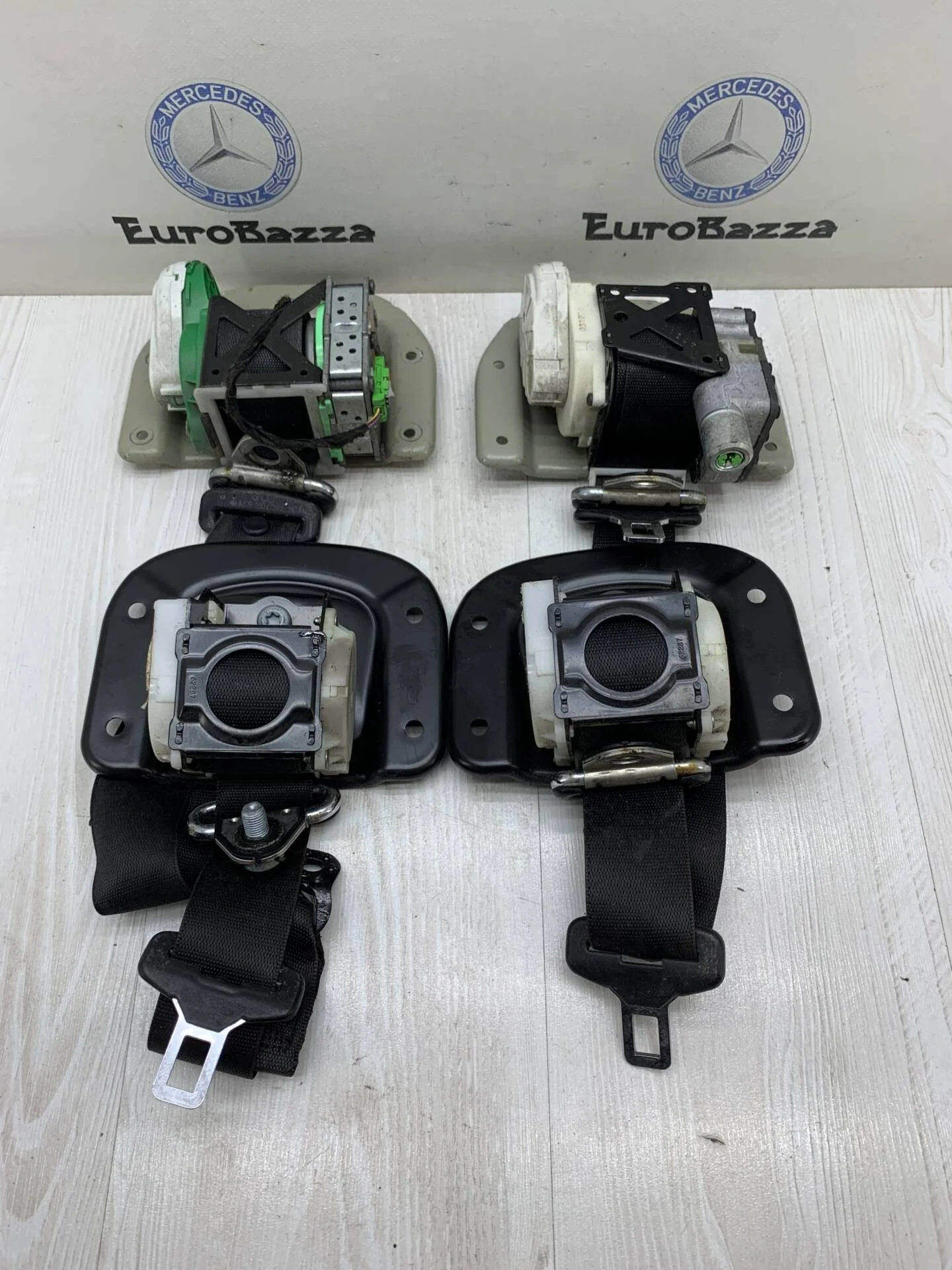 Ремень безопасности Mercedes W209 Cabrio