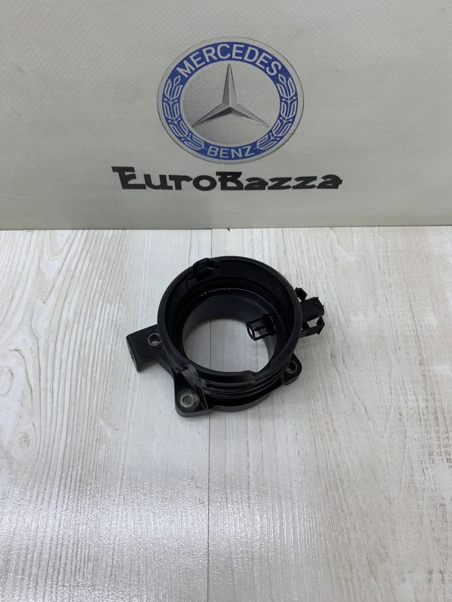 Патрубок впускного коллектора Mercedes Om642