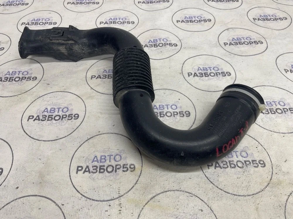 Патрубок воздушного фильтра Renault Logan II (2012—2018)