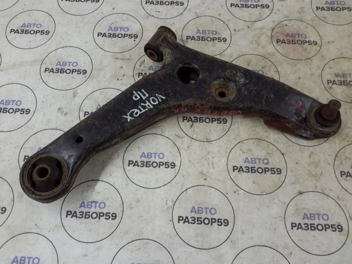 Рычаг передний правый Vortex Estina I (2008—2012)